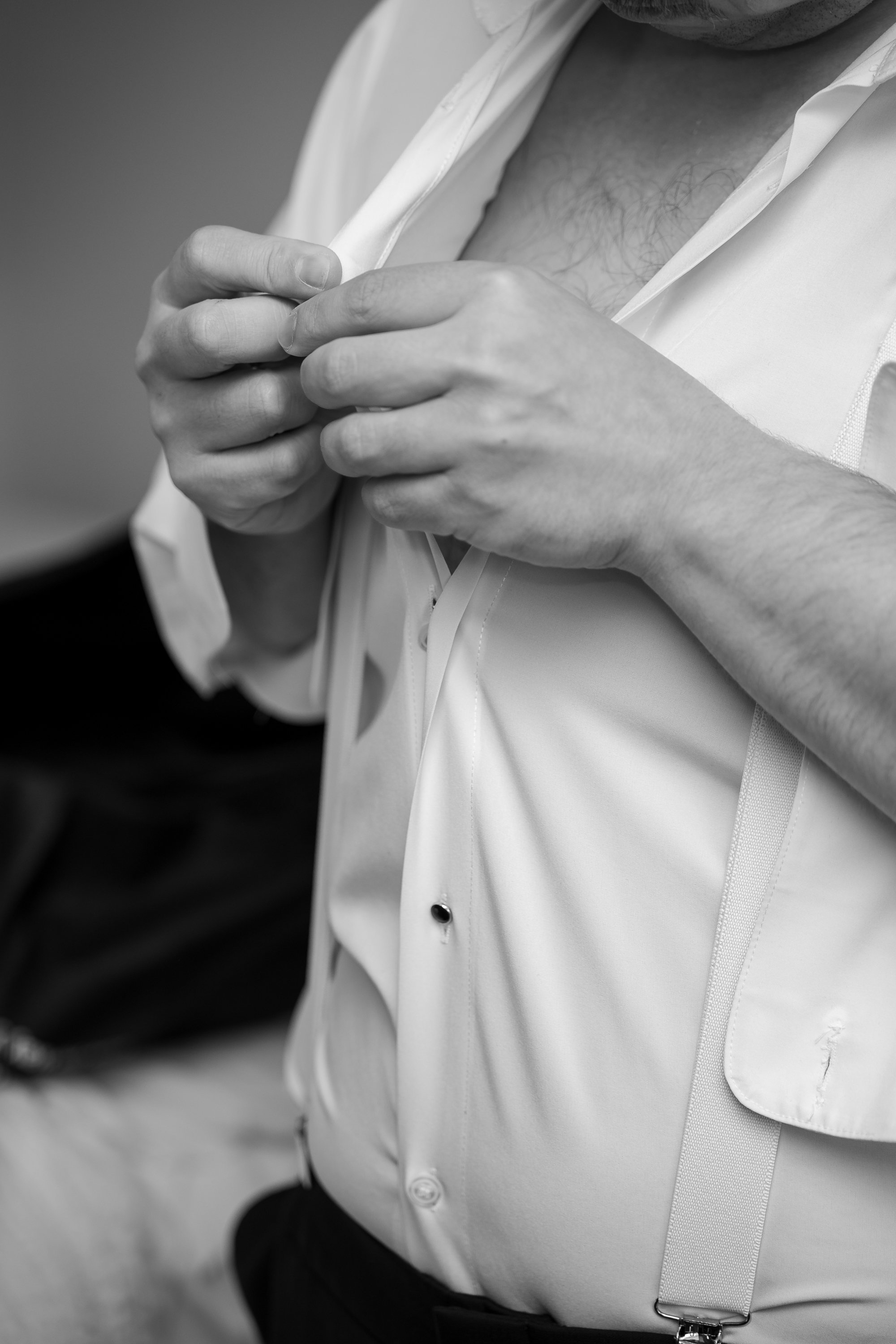 Getting Ready_JonAshley-117.jpg