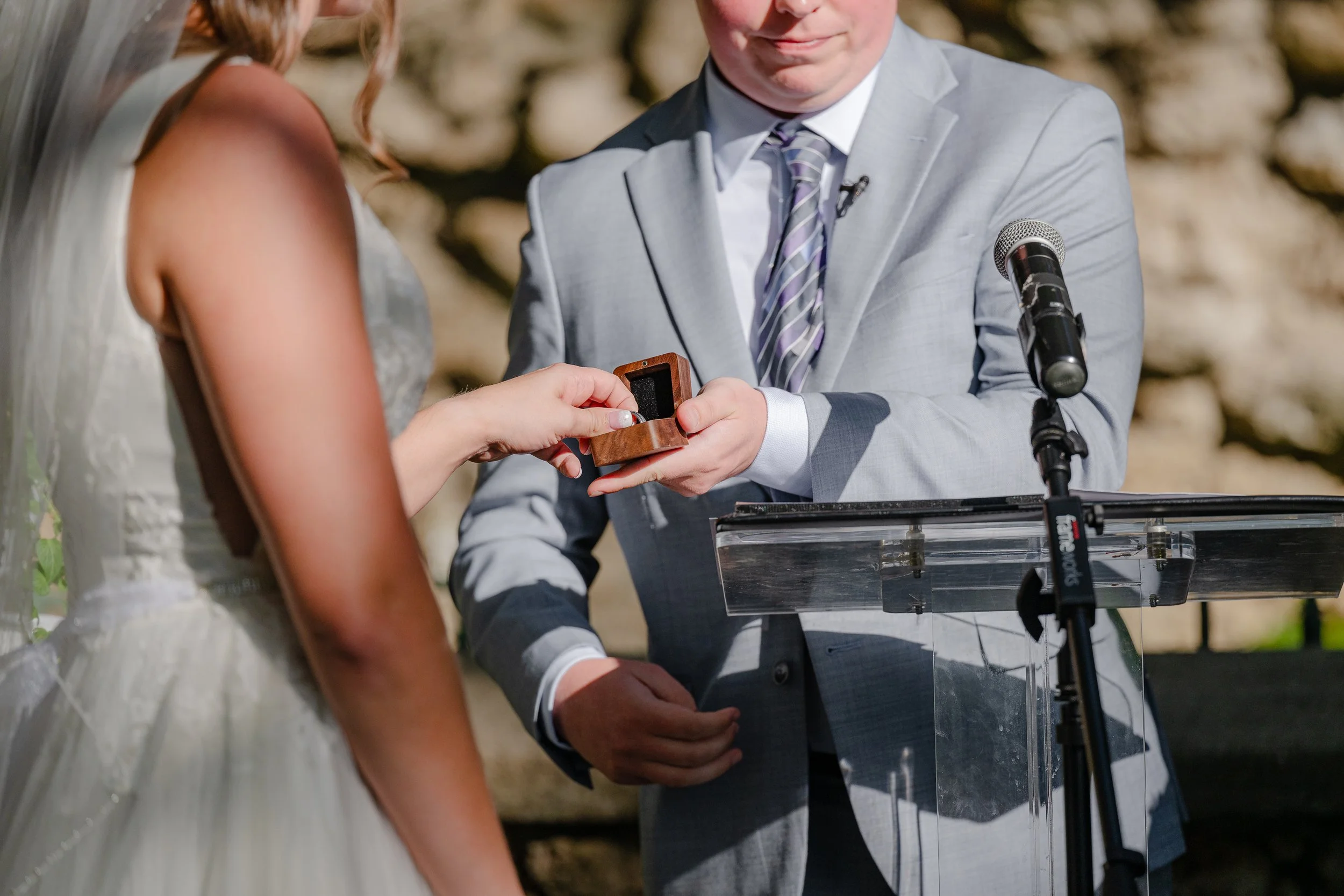 5_Ceremony-102.jpg