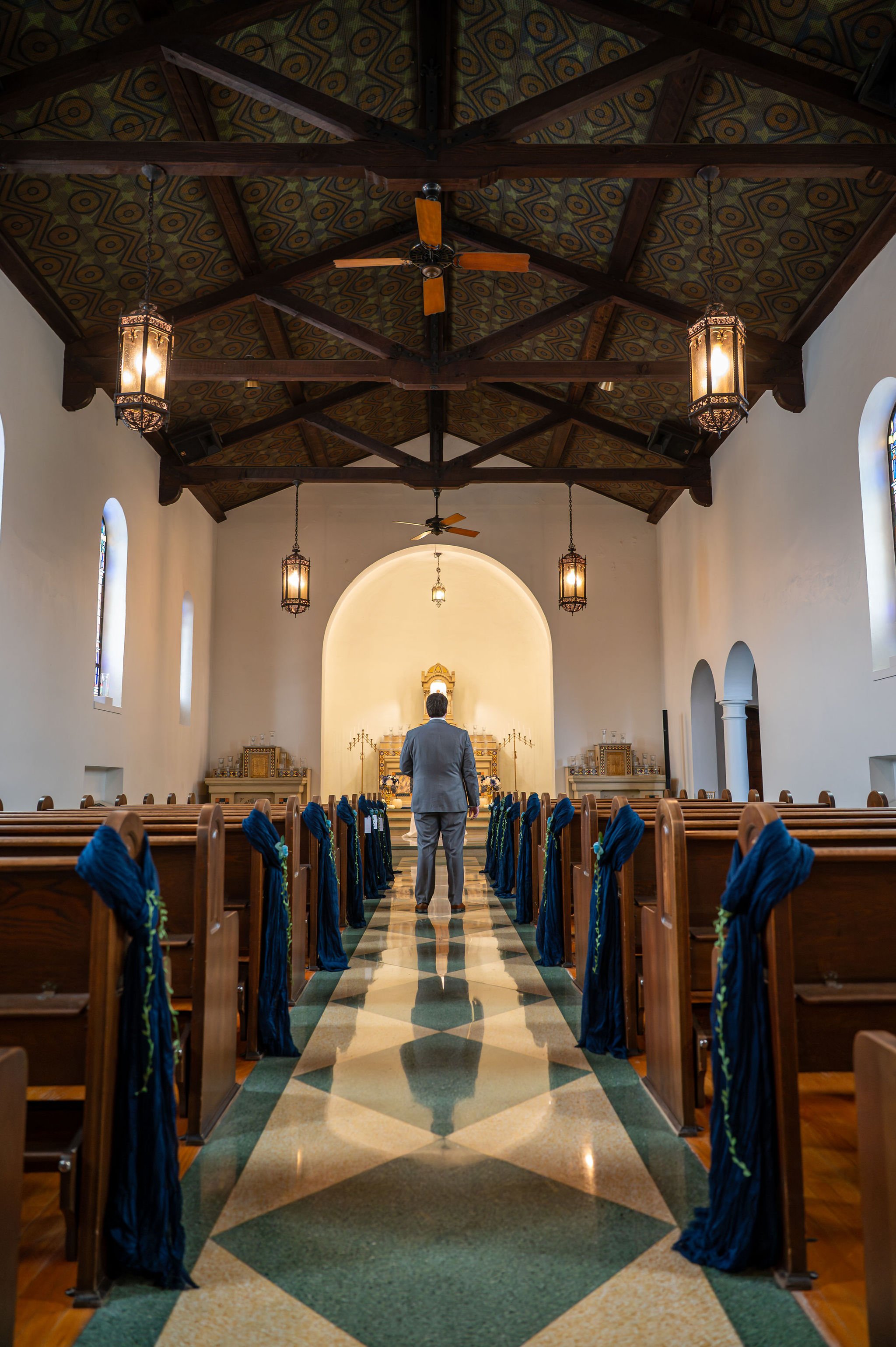 2_FirstLooksandVows-1.jpg