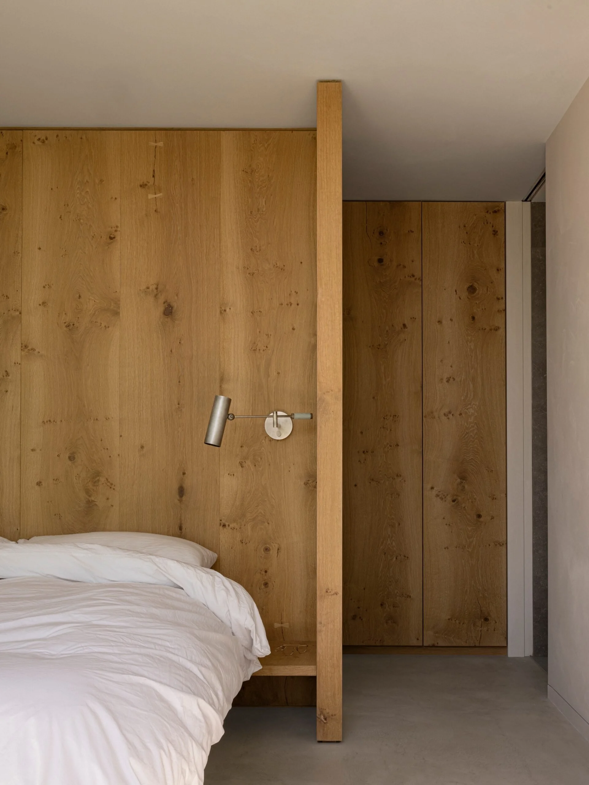 27A-leibal-kent-avenue-penthouse-norm-architects-25-scaled.jpg