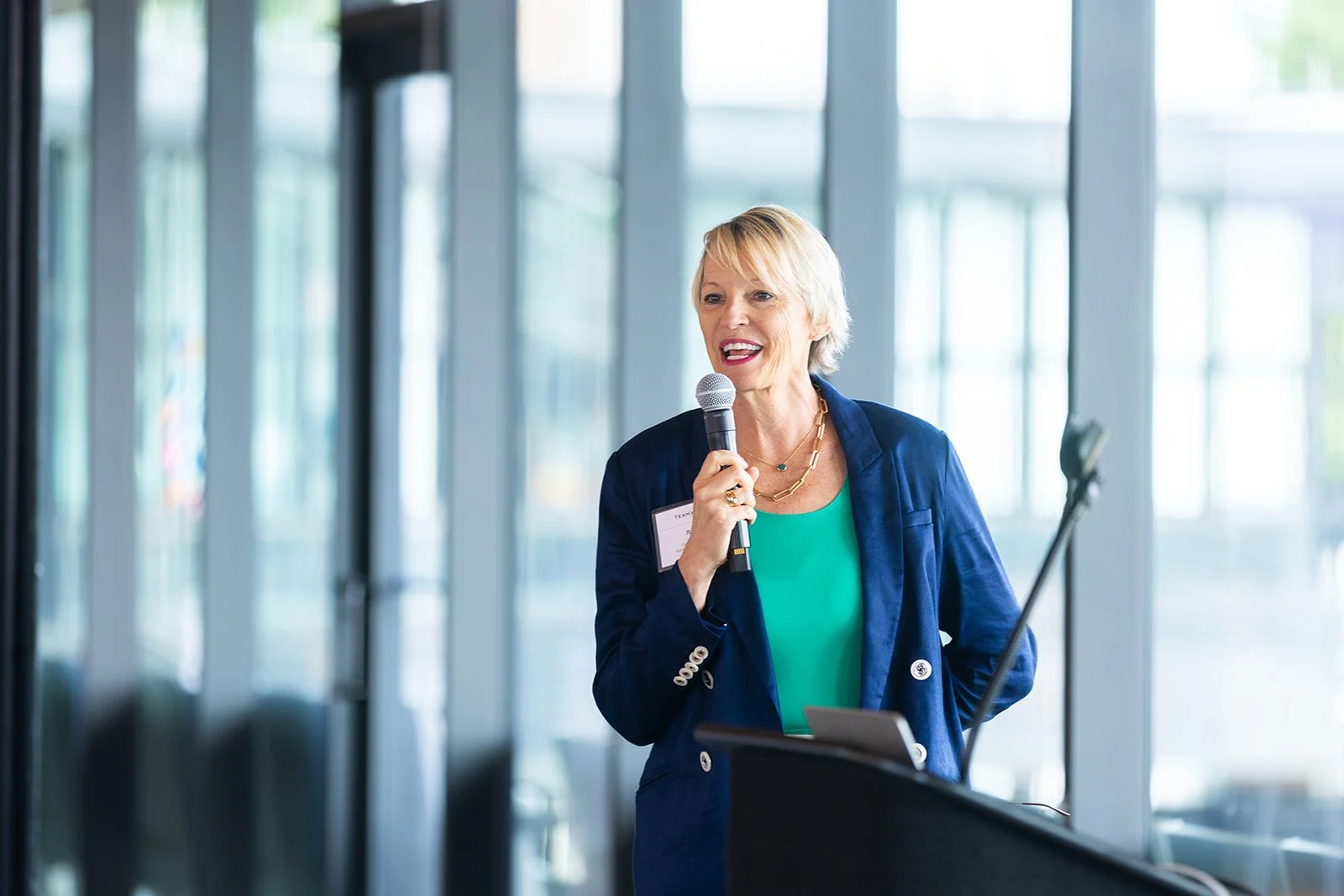 Public Speaker and Professional Home Organizer Renee Brown speaks at a TeamWomen event in St Paul