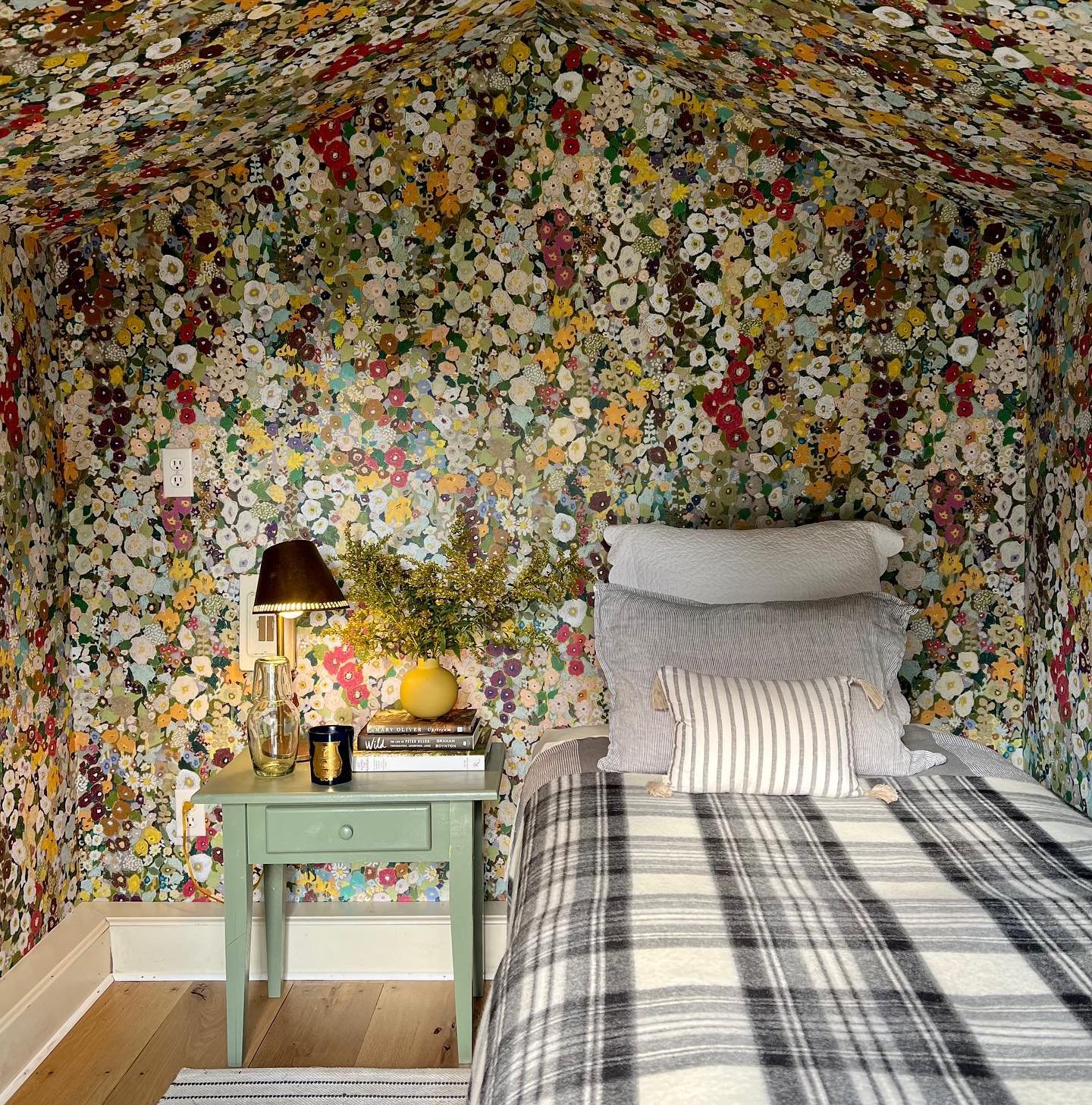 Sometimes a little rumpled space just needs a little love to bring unexpected delight. Happy Fall. xx