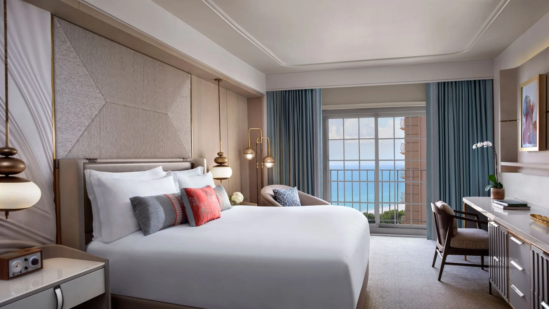 rz-rswrz-904---king-bedroom-4237-18888-1_Wide-Hor.jpeg