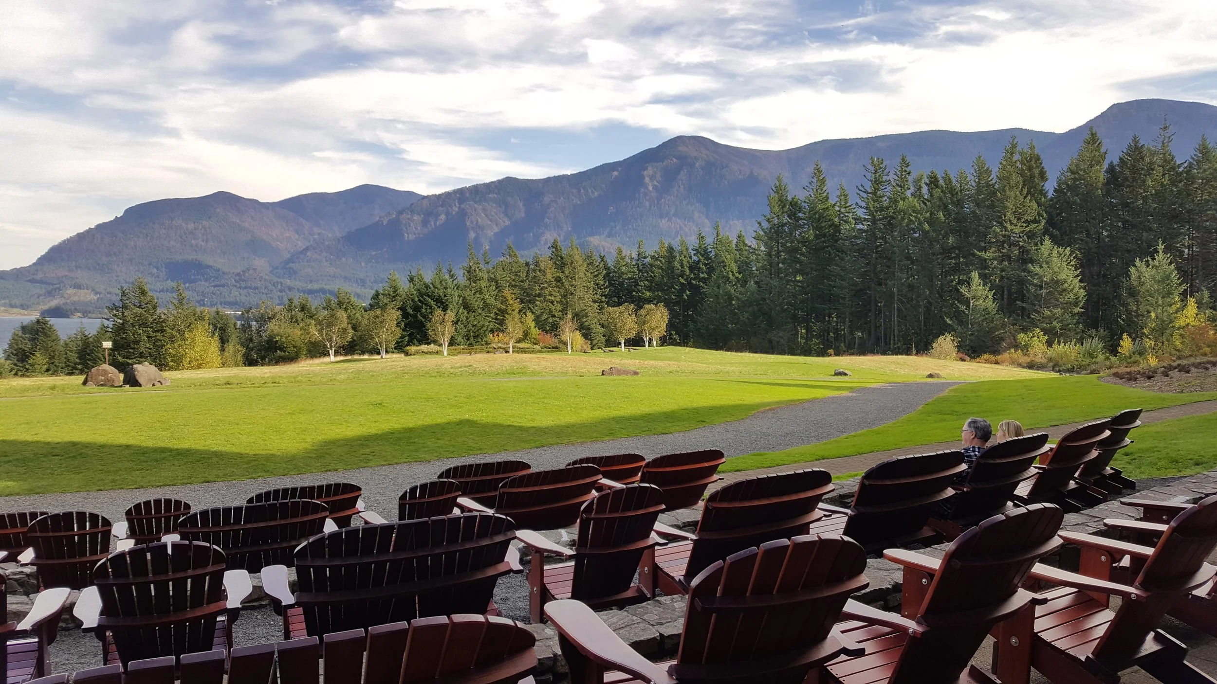 Skamania_Lodge,_2017_-_02.jpg