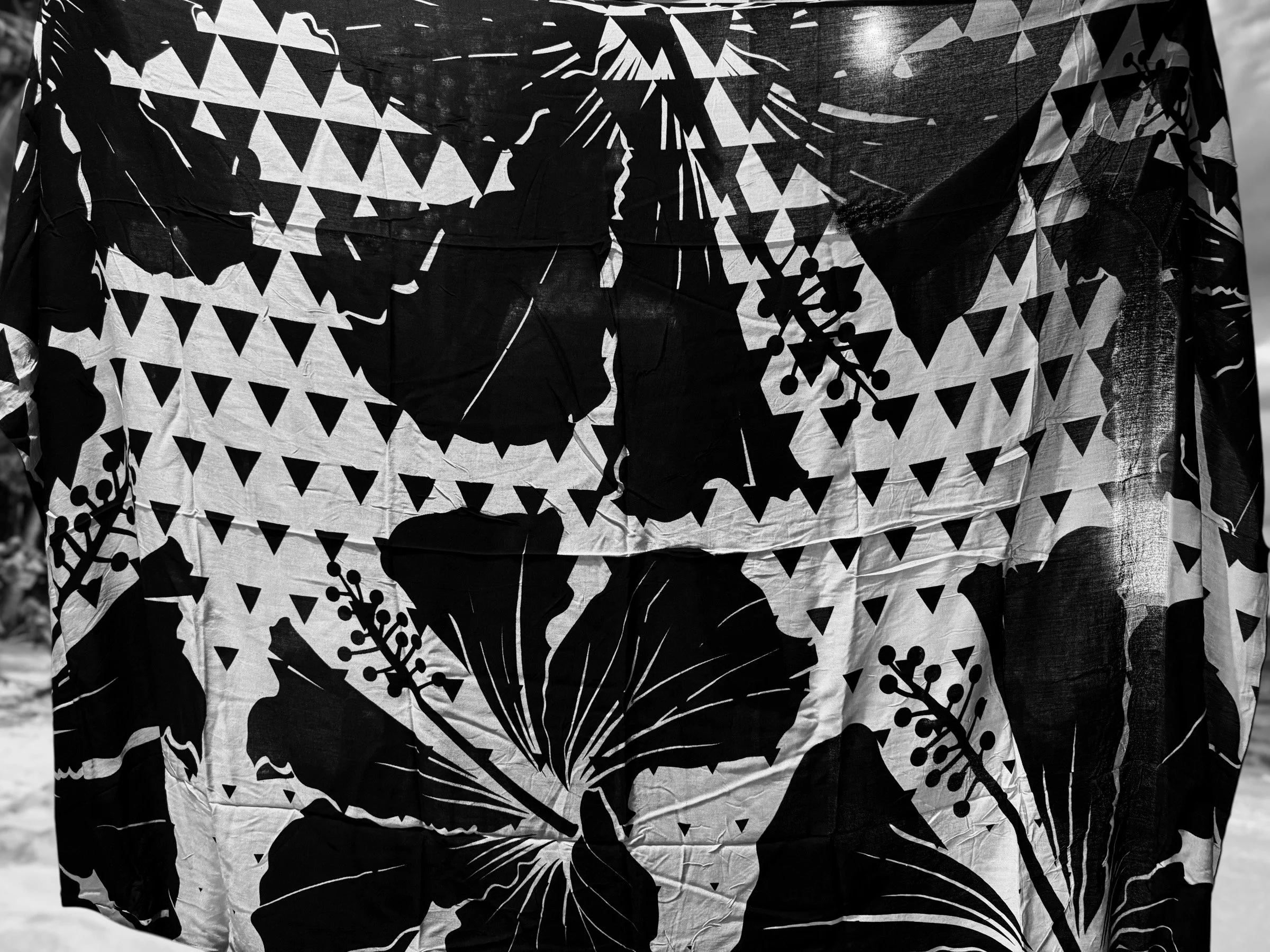 Hibiscus Tribal Sarong