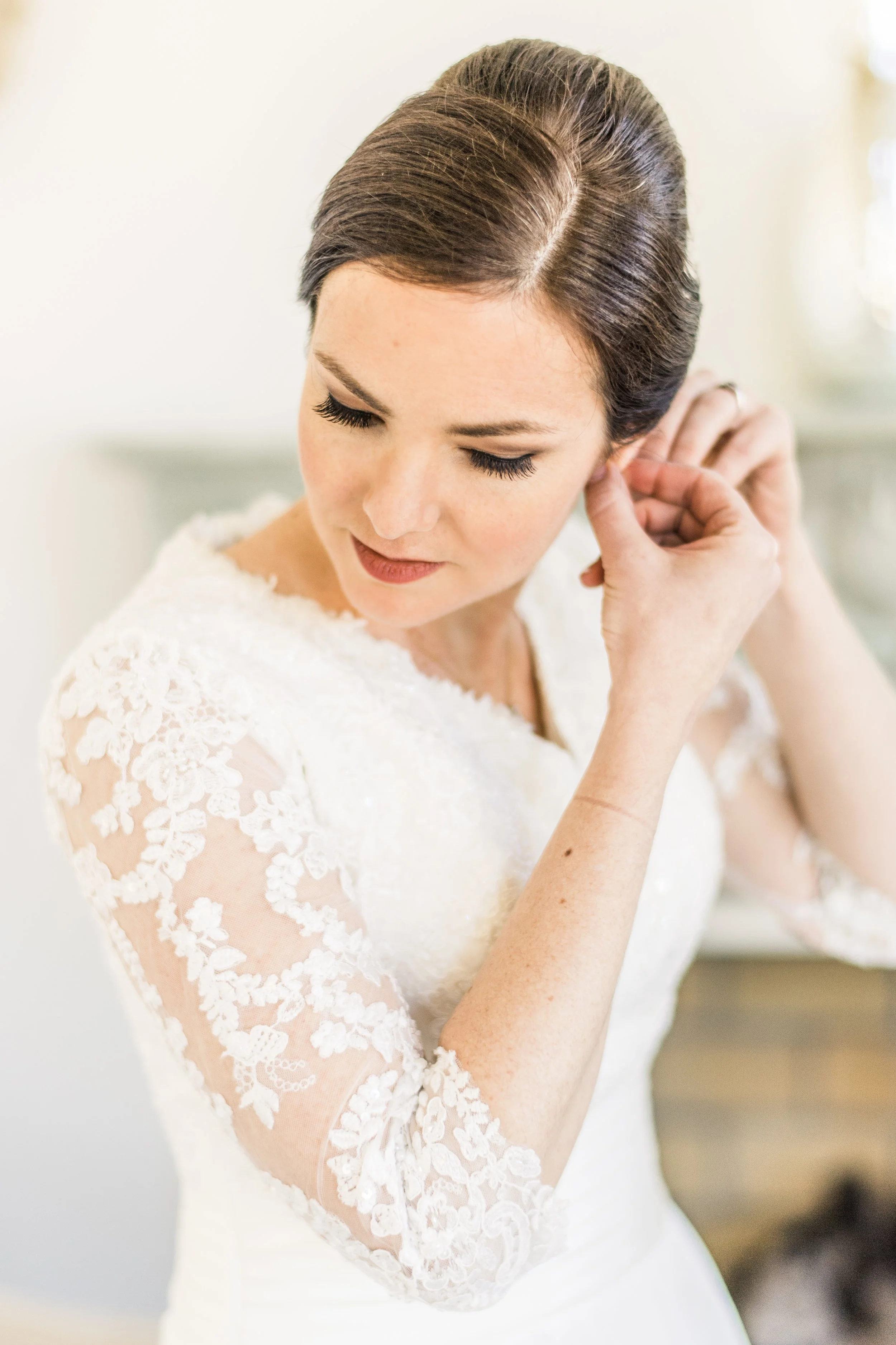 2-david-victoria-morais-vineyards-bealeton-virginia-winter-wedding-portraits-5.jpg