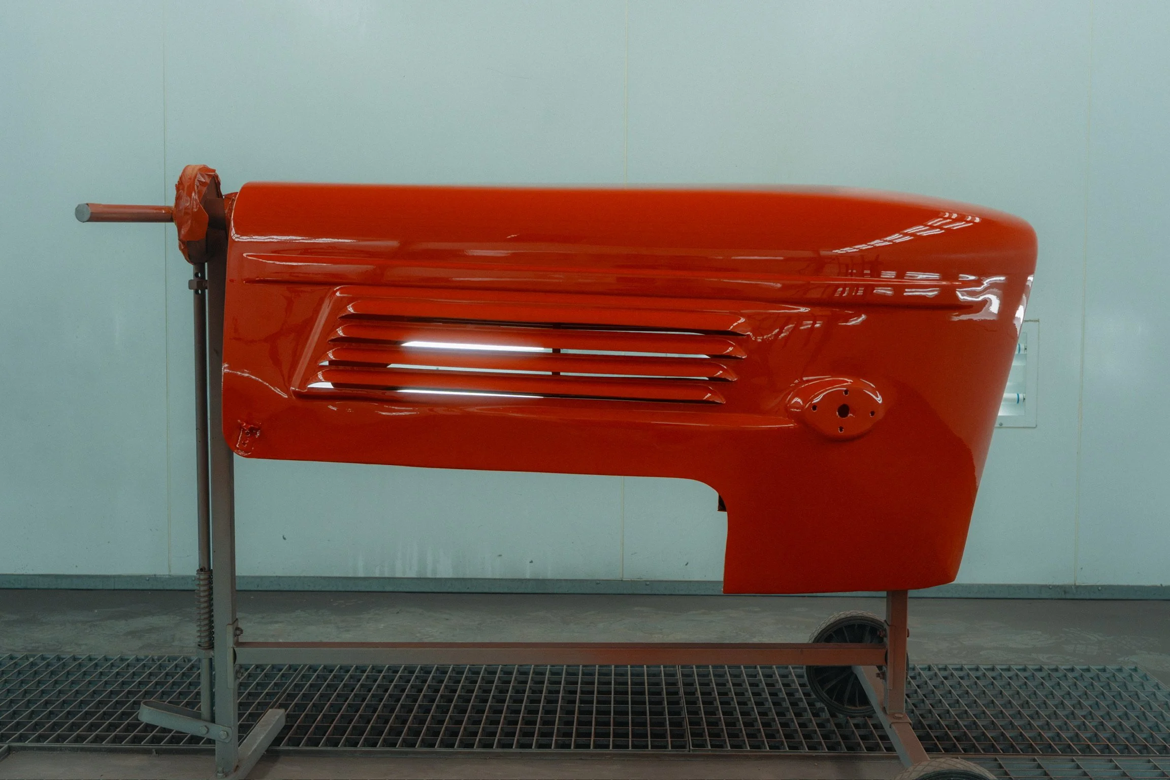 Guldner G30S tractorvoorkant gespoten Garage van Beek Soesterberg