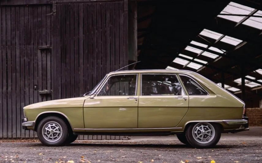 Renault 16 TX zijkant