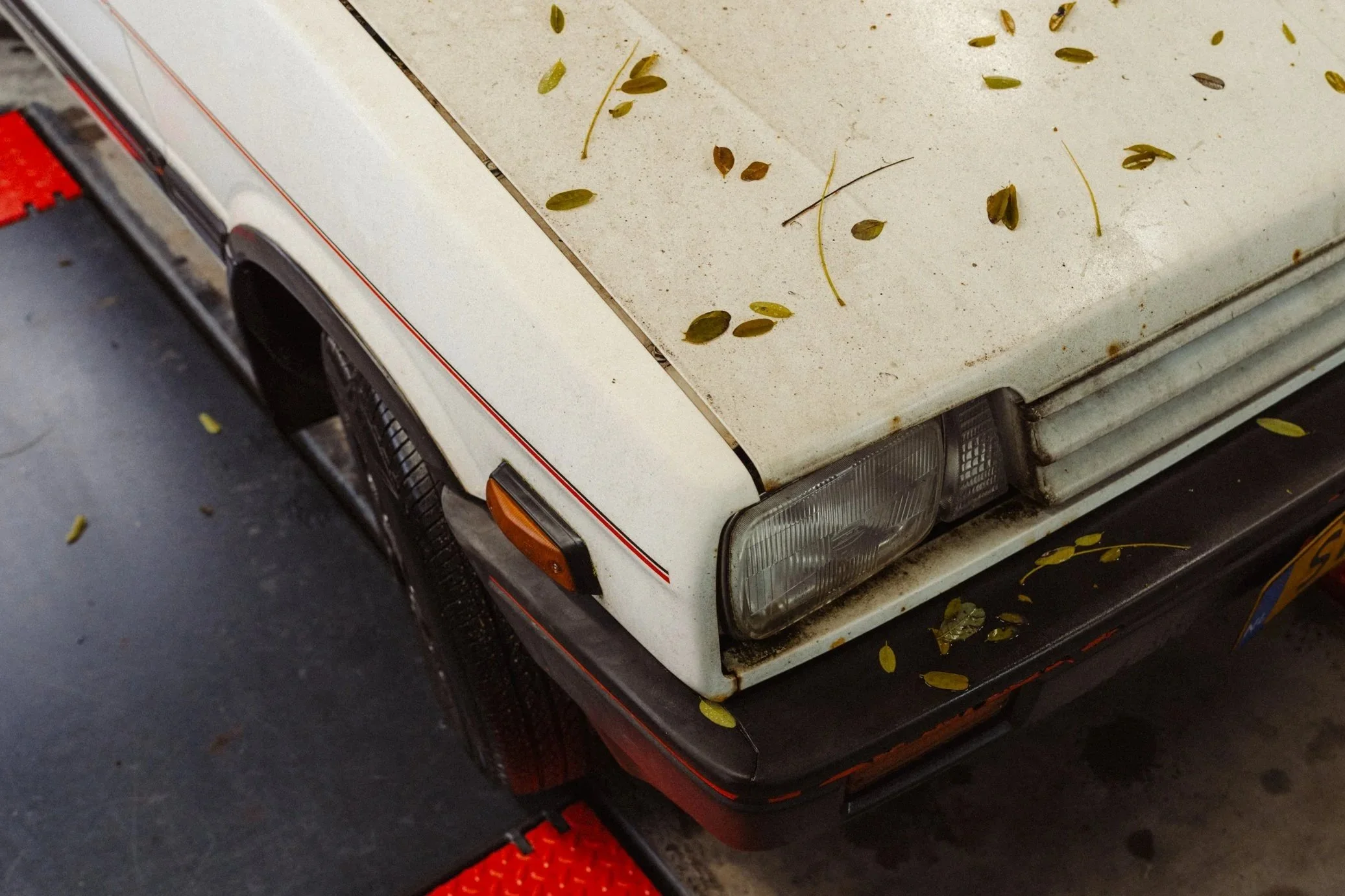 Subaru Justy restauratie vooraf l Garage van Beek.