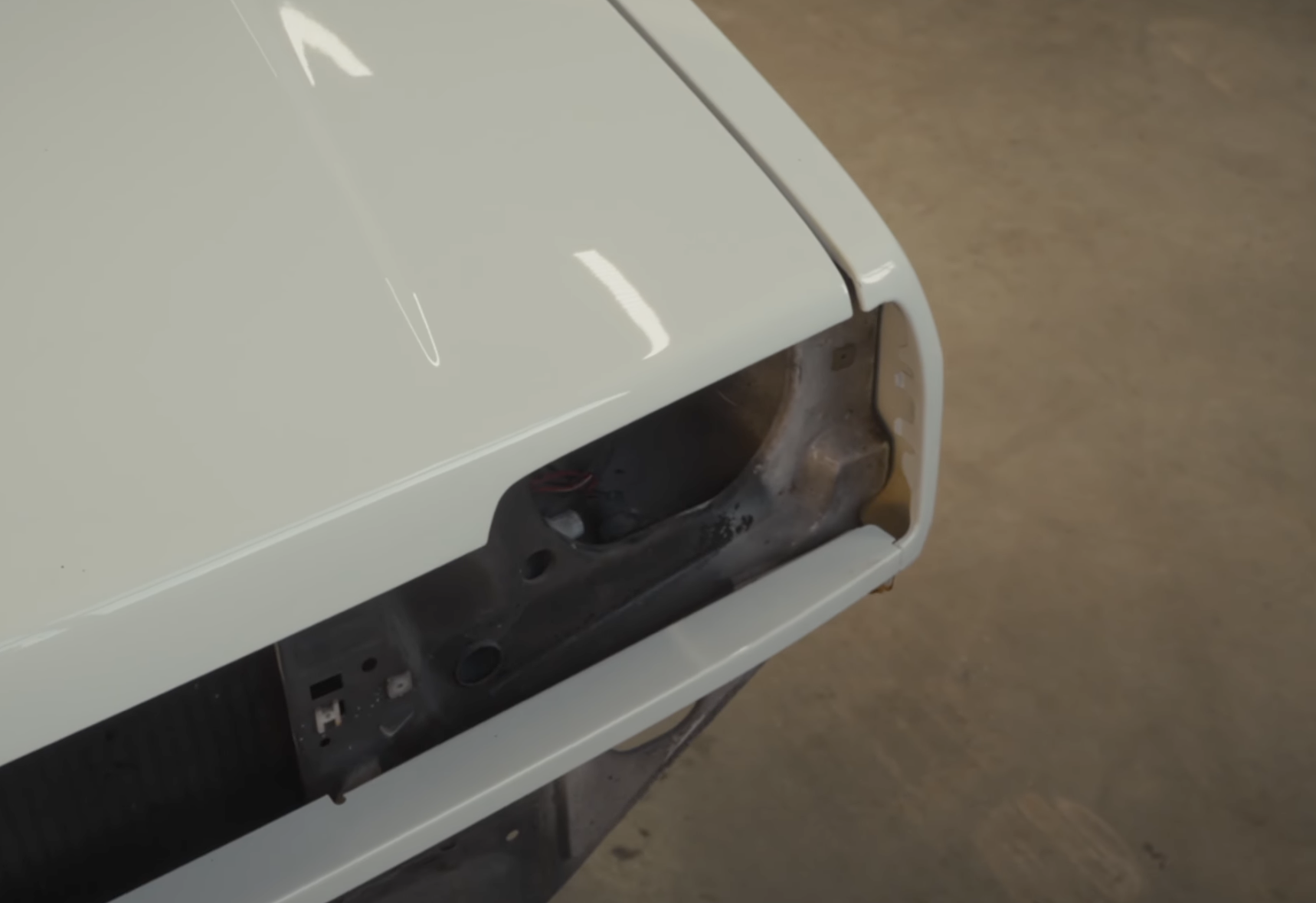 Subaru Justy renovatie en spuiten l Garagen van Beek