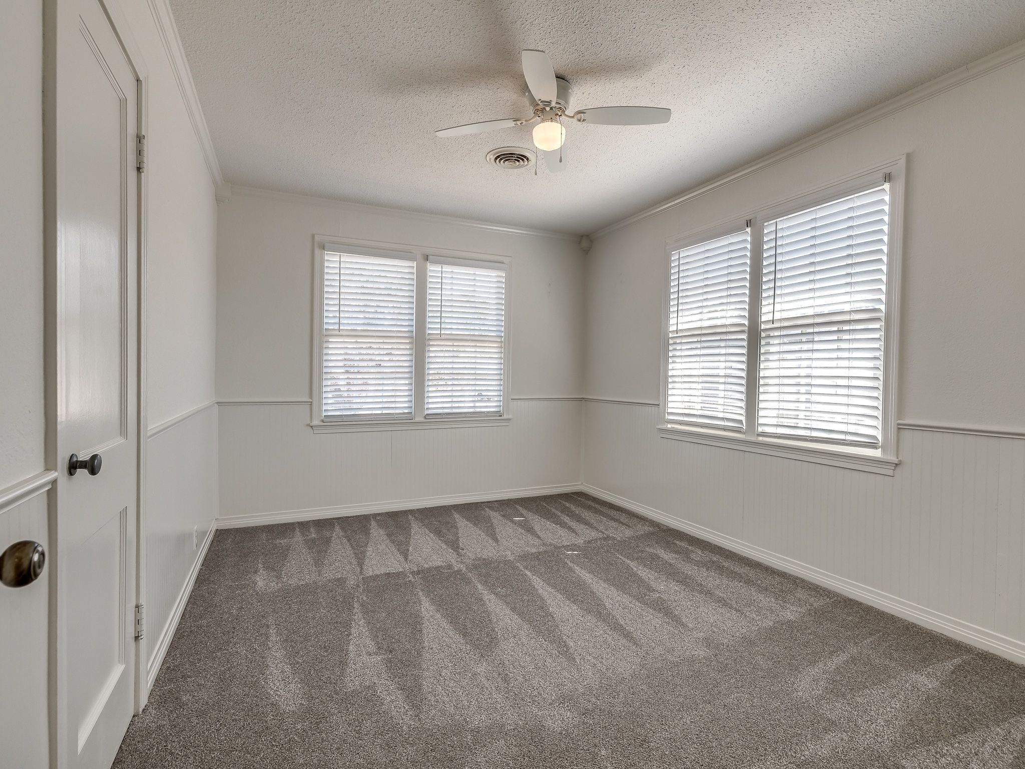 1103 W Wade St-62.jpg