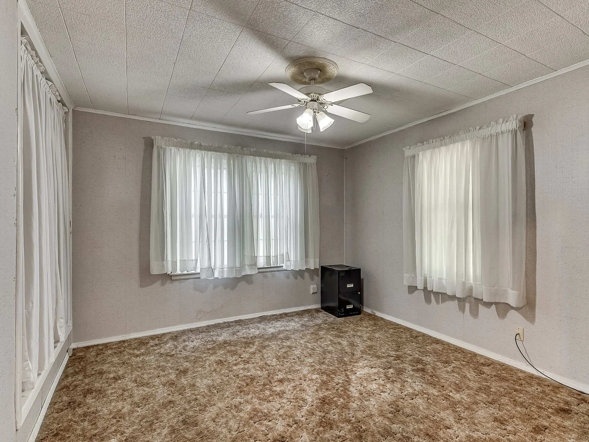 1100 S Reno Avenue-30.jpg