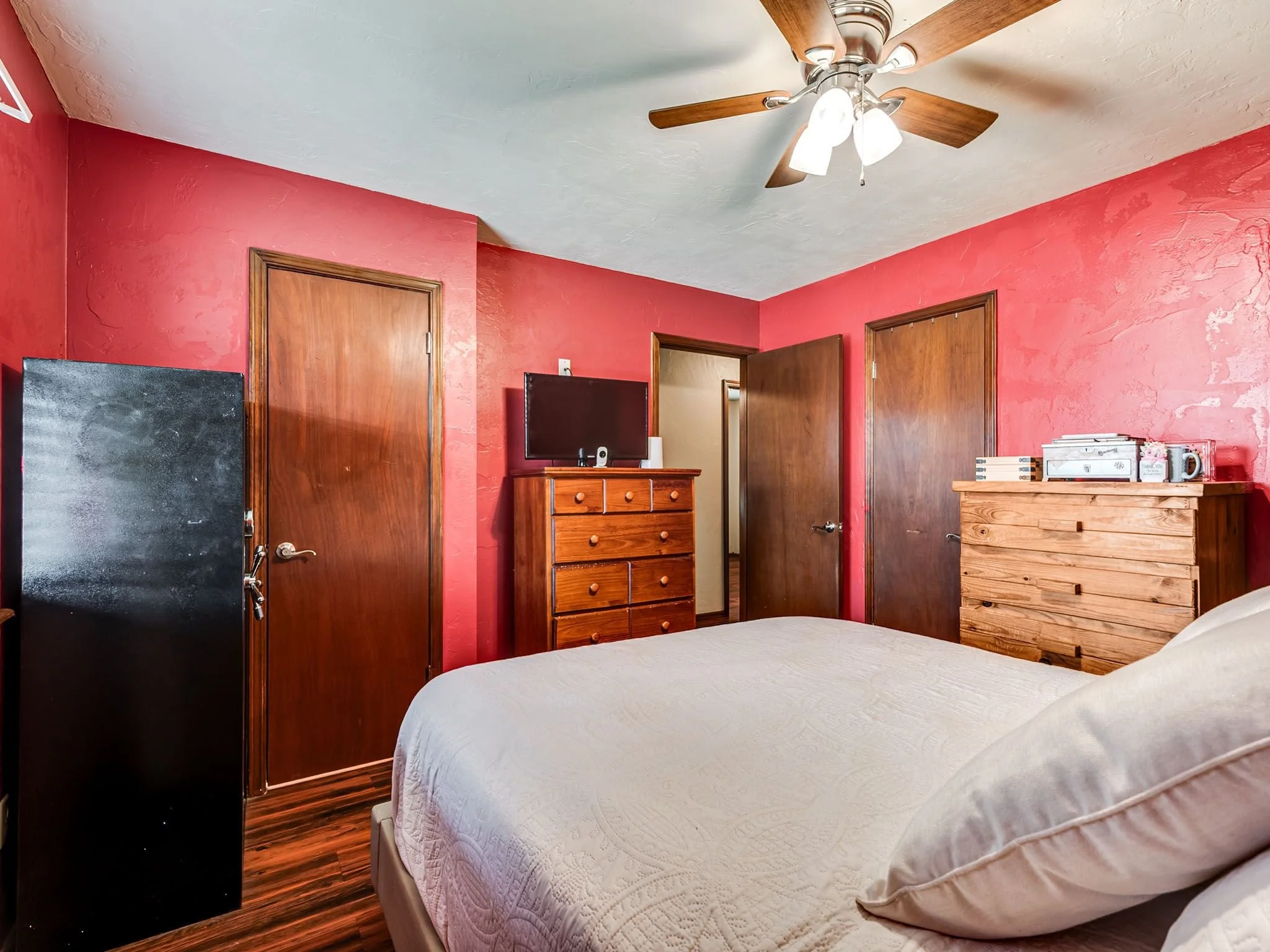 1509 W London St-22.jpg