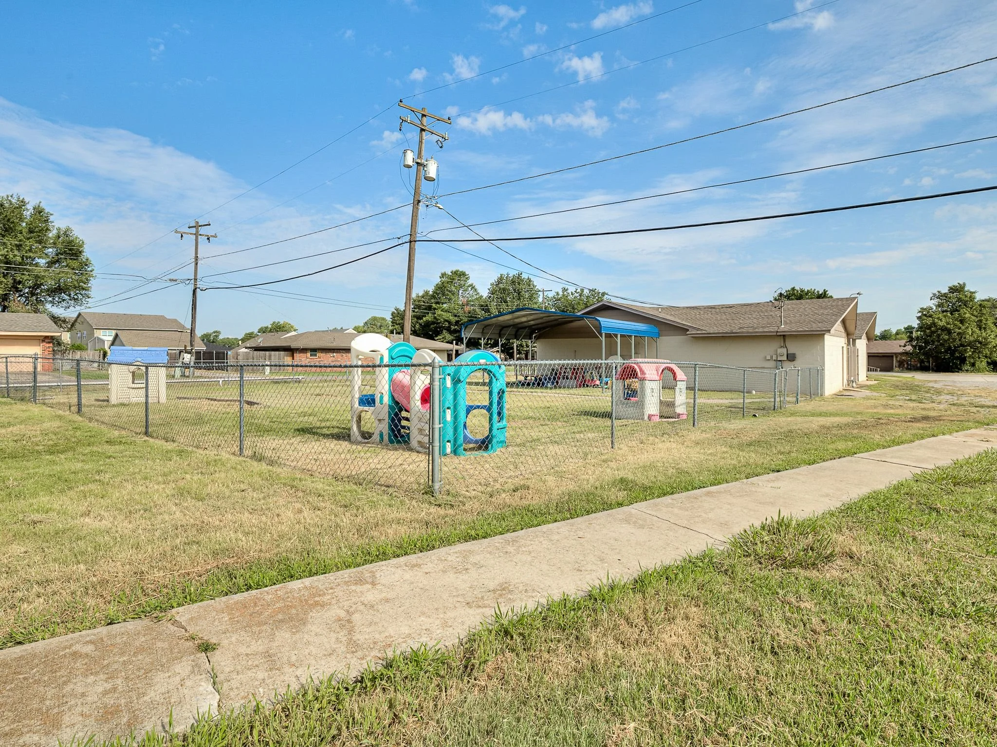 1419 W London Street-49.jpg
