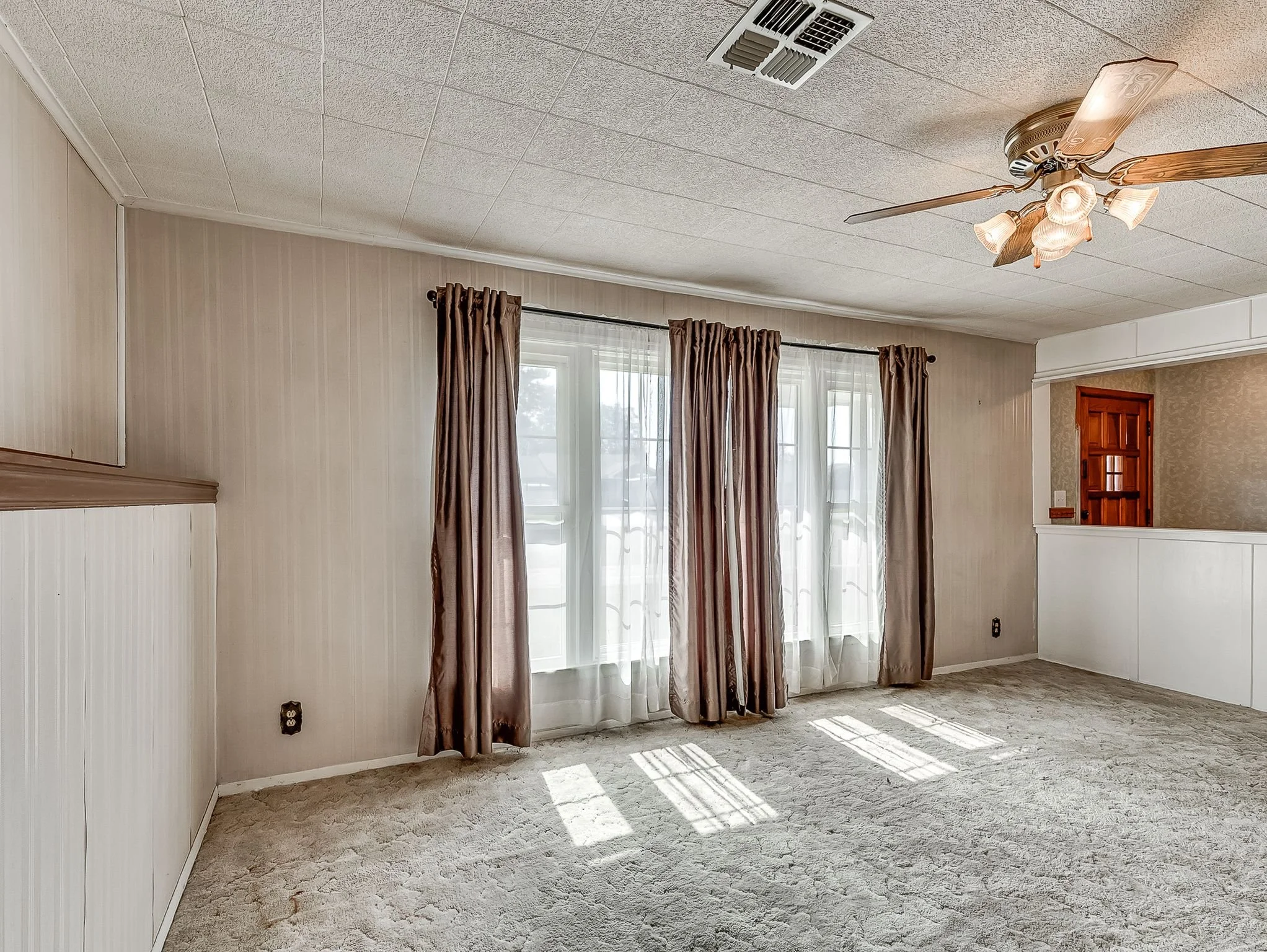 1100 S Reno Avenue-12.jpg