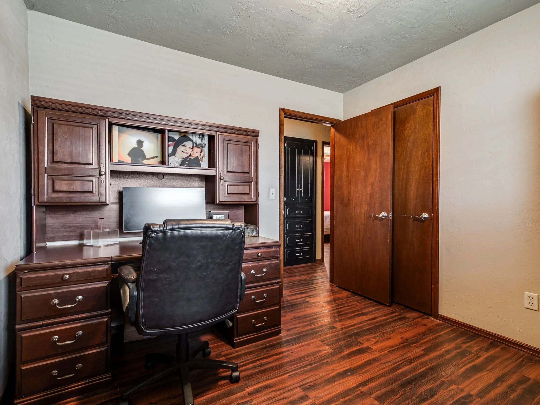 1509 W London St-26.jpg