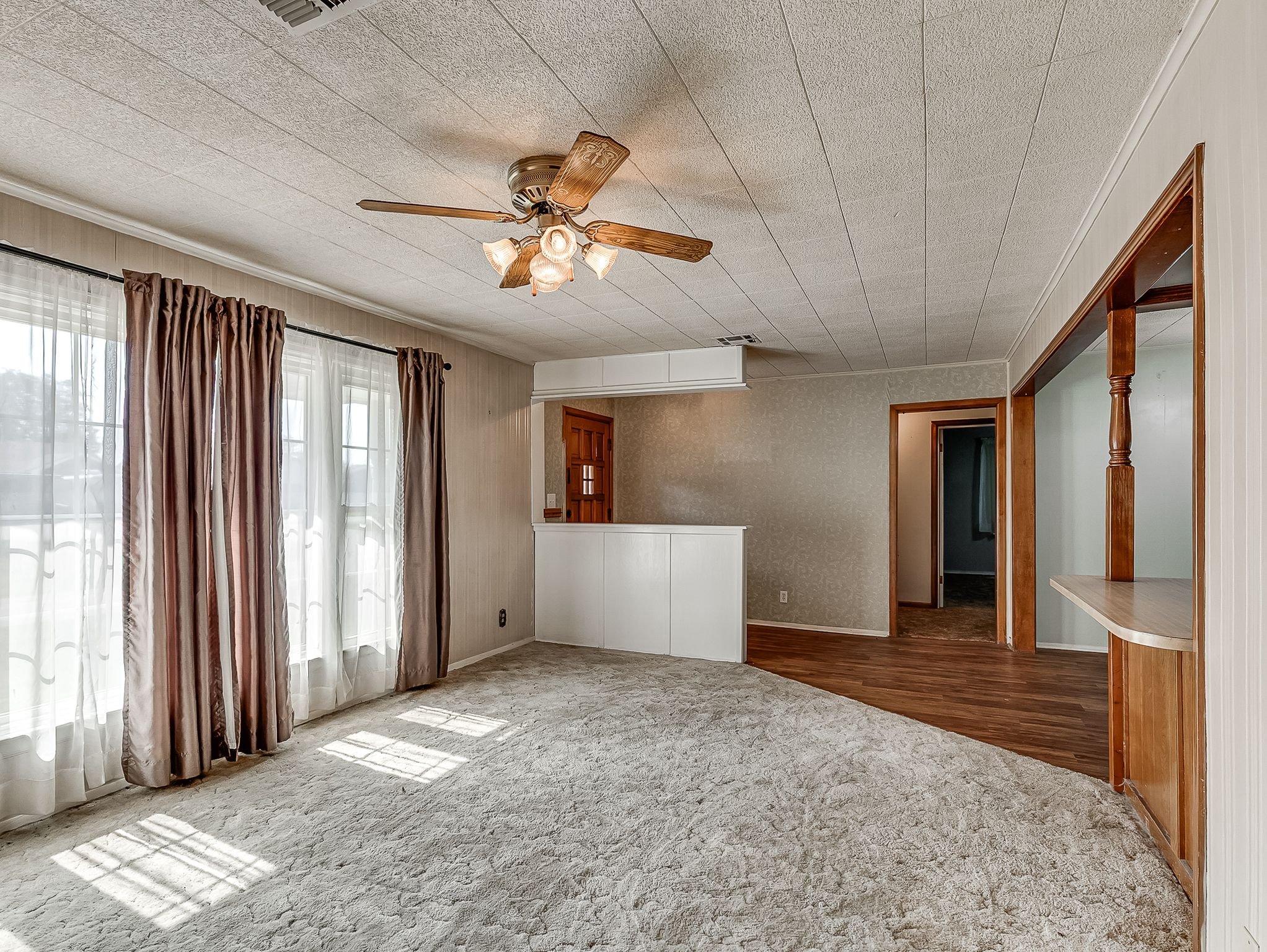 1100 S Reno Avenue-13.jpg