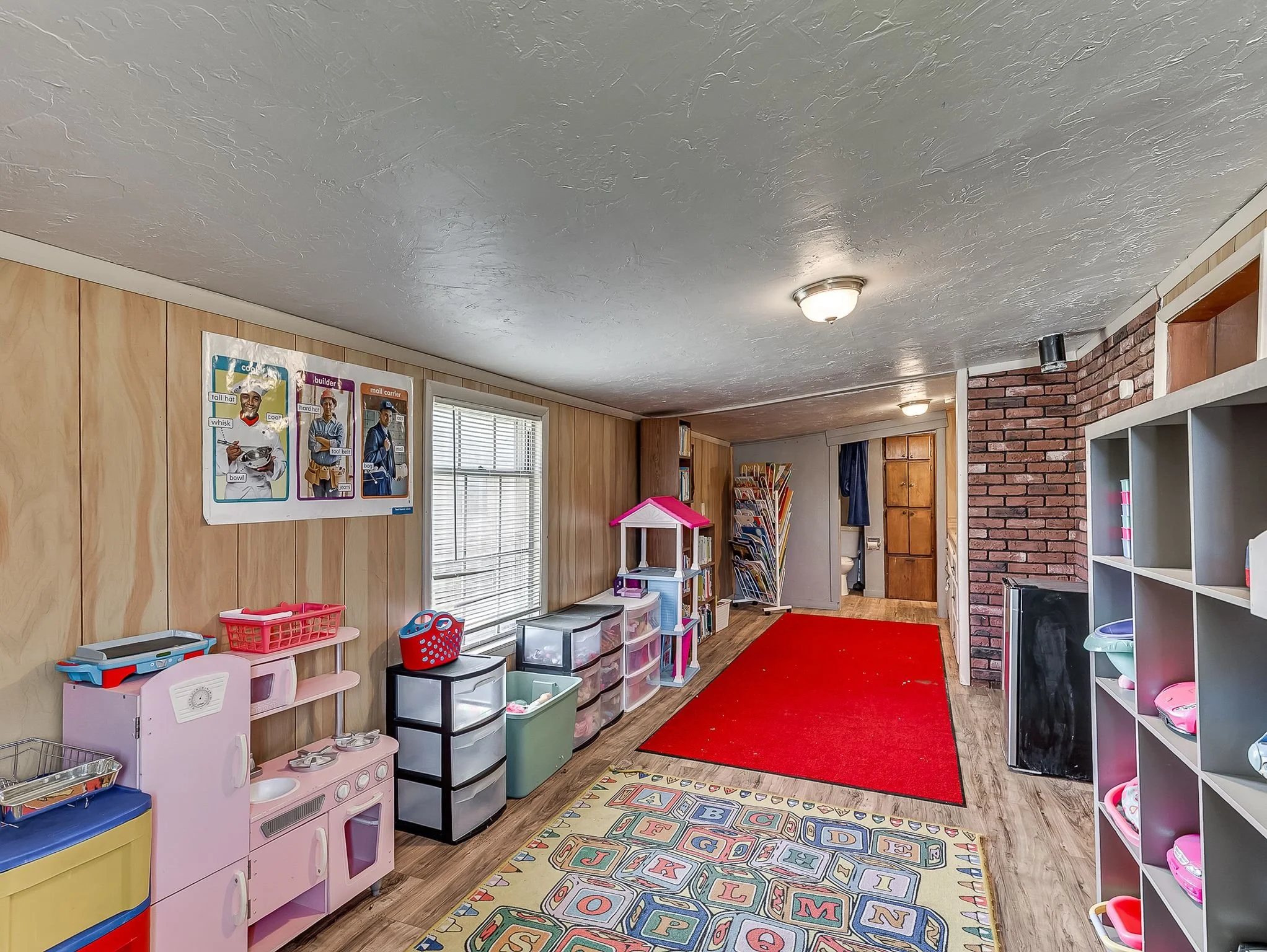 1419 W London Street-43.jpg