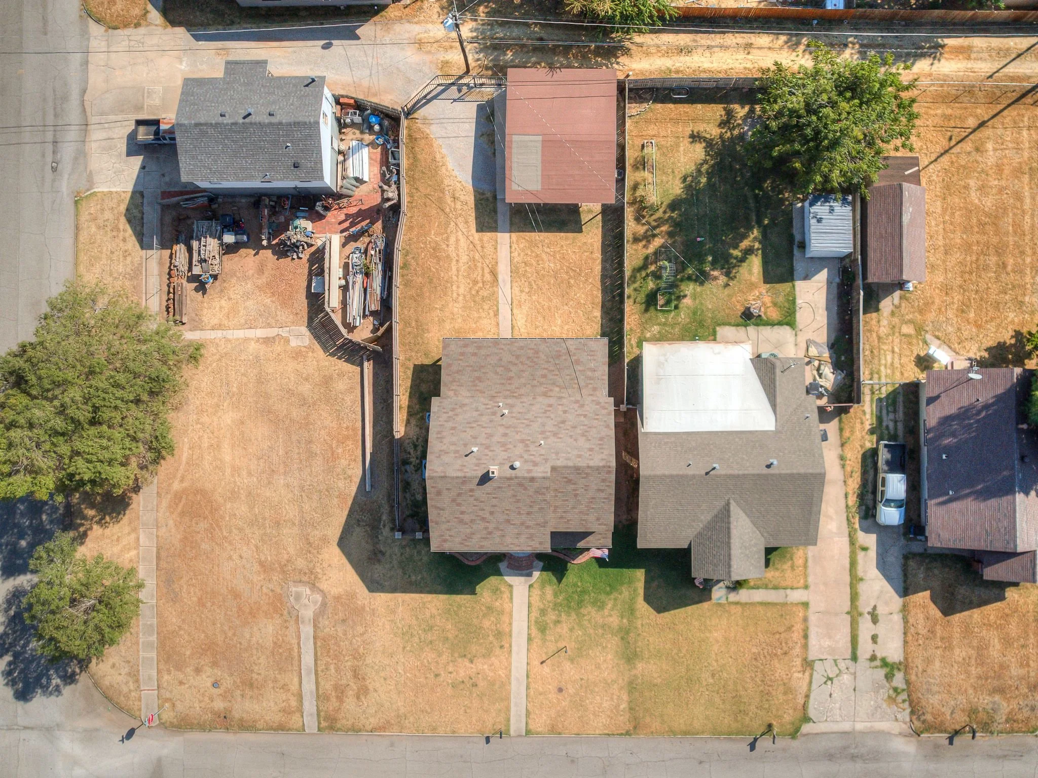 1103 W Wade St-81.jpg