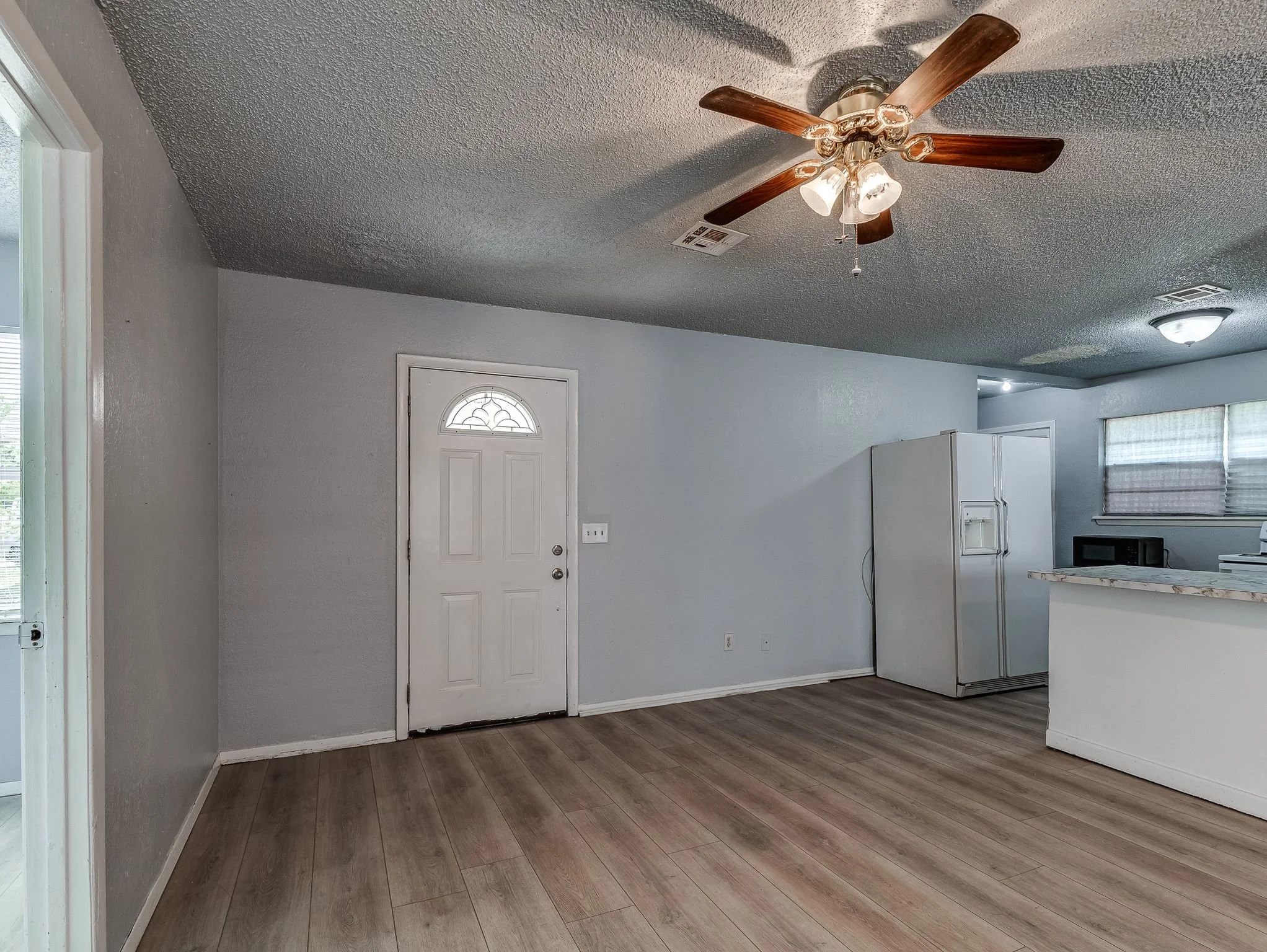 137 N O Avenue-9.jpg