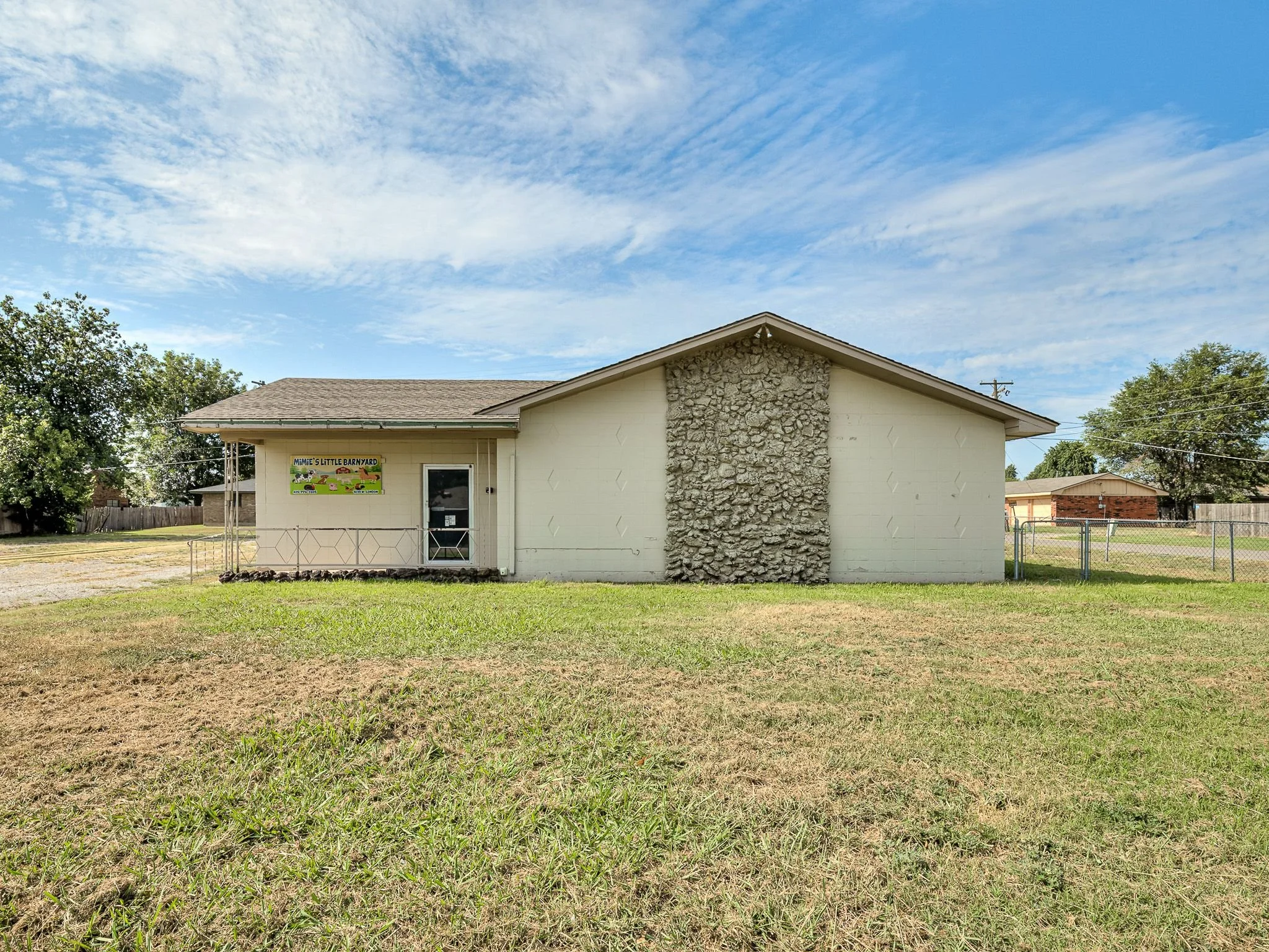 1419 W London Street-1.jpg