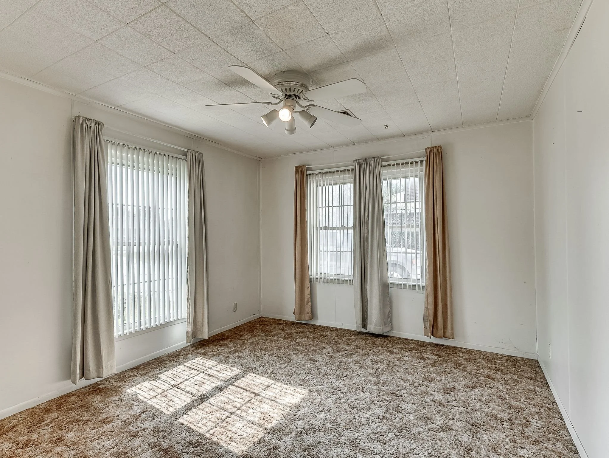 1100 S Reno Avenue-25.jpg