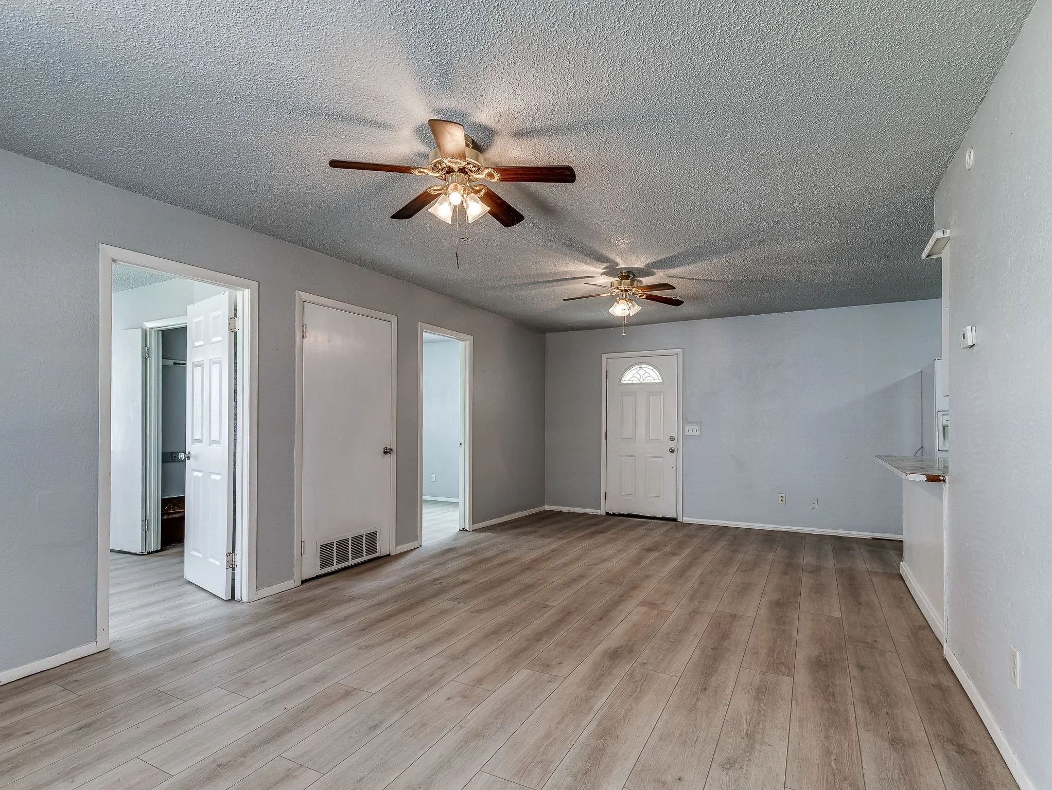 137 N O Avenue-23.jpg