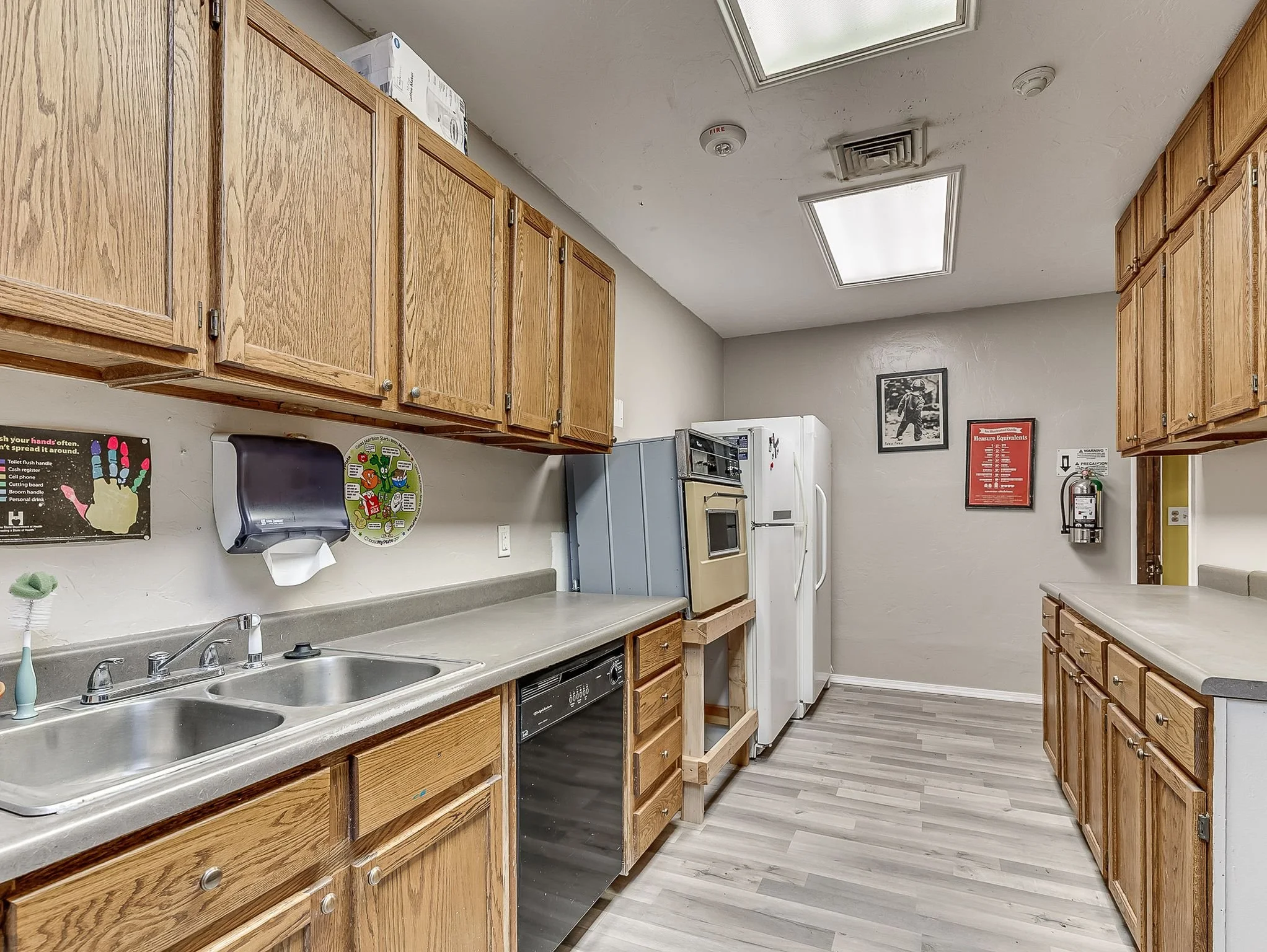 1419 W London Street-23.jpg