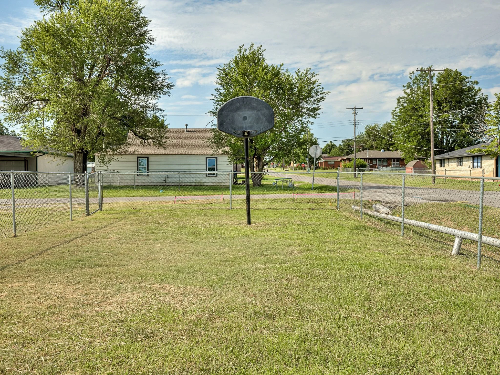 1419 W London Street-53.jpg