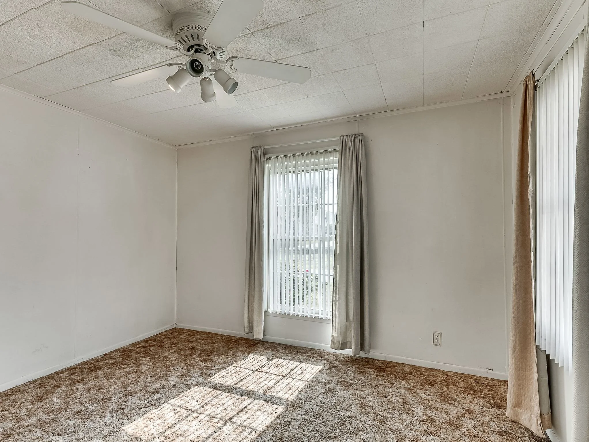 1100 S Reno Avenue-26.jpg