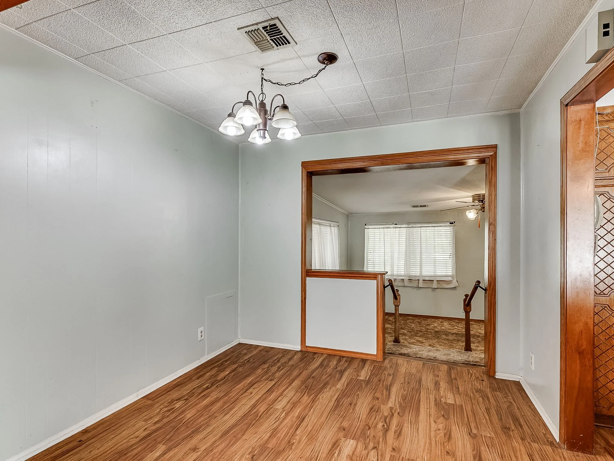 1100 S Reno Avenue-16.jpg
