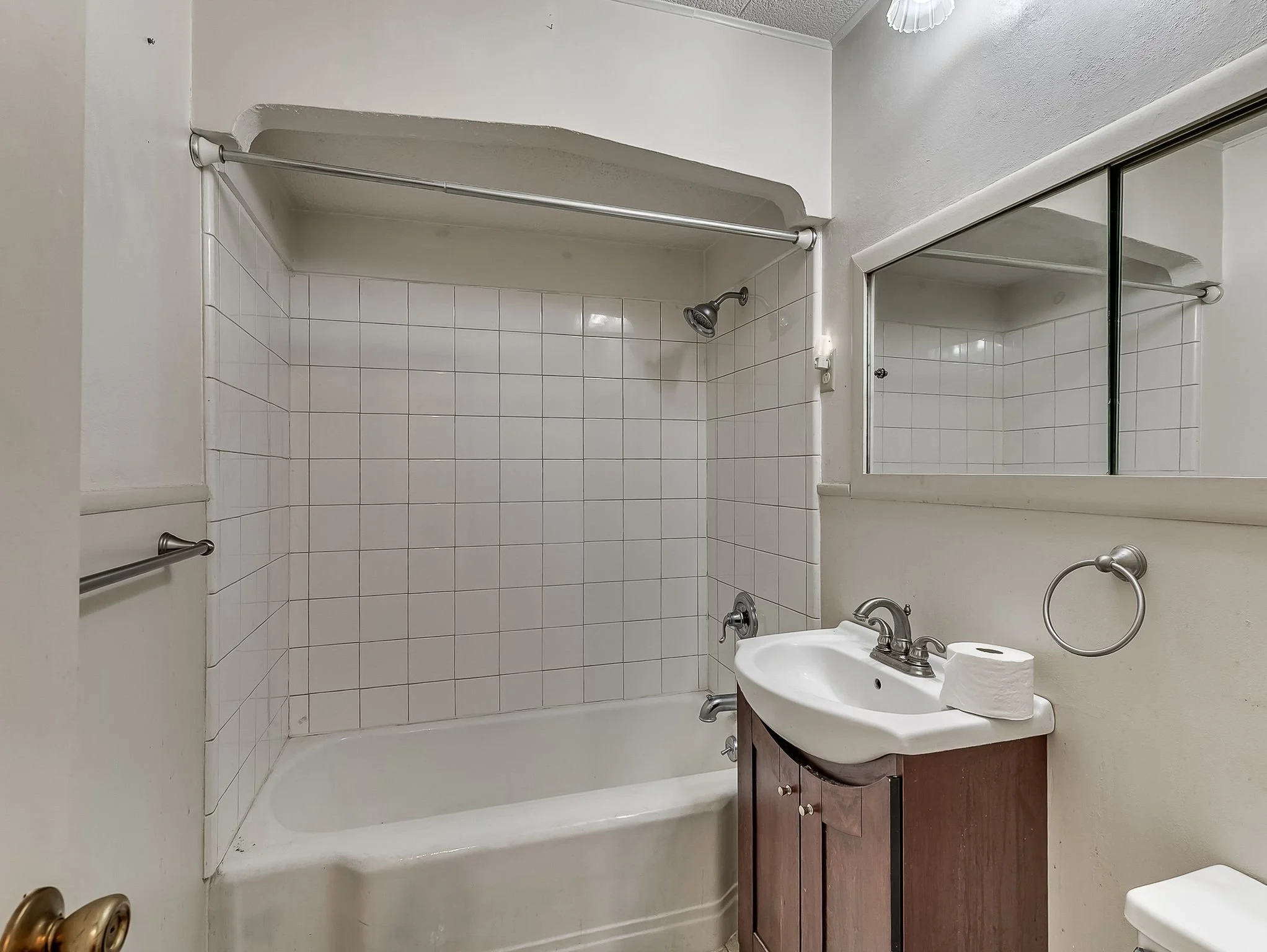 1100 S Reno Avenue-29.jpg