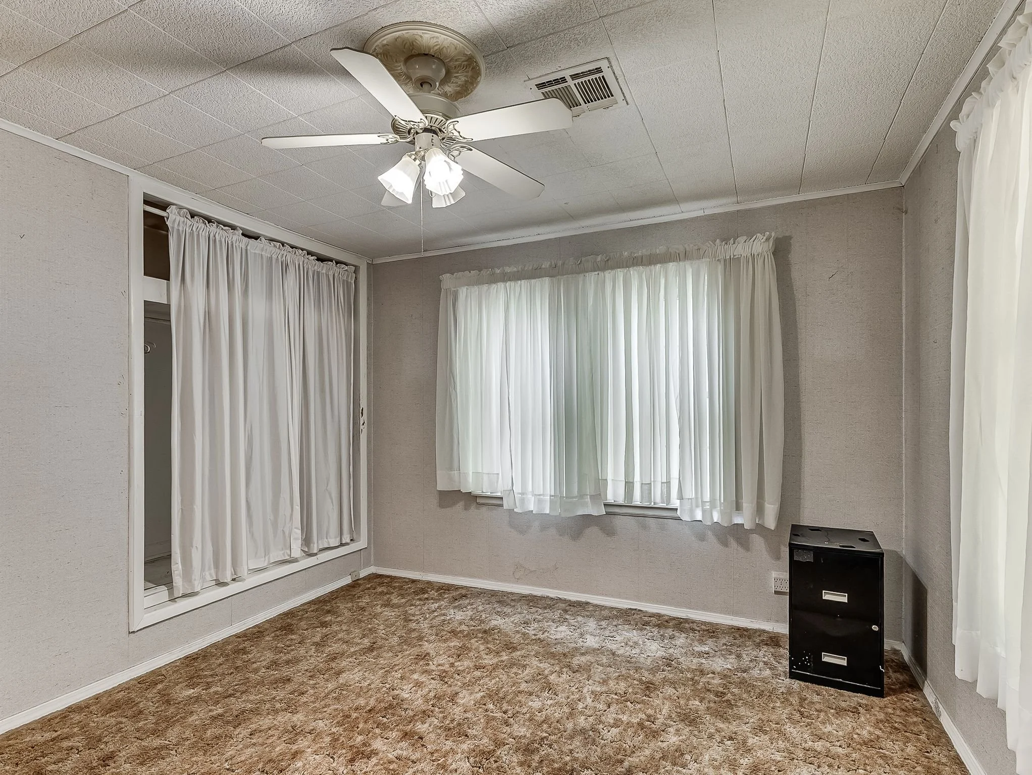 1100 S Reno Avenue-31.jpg