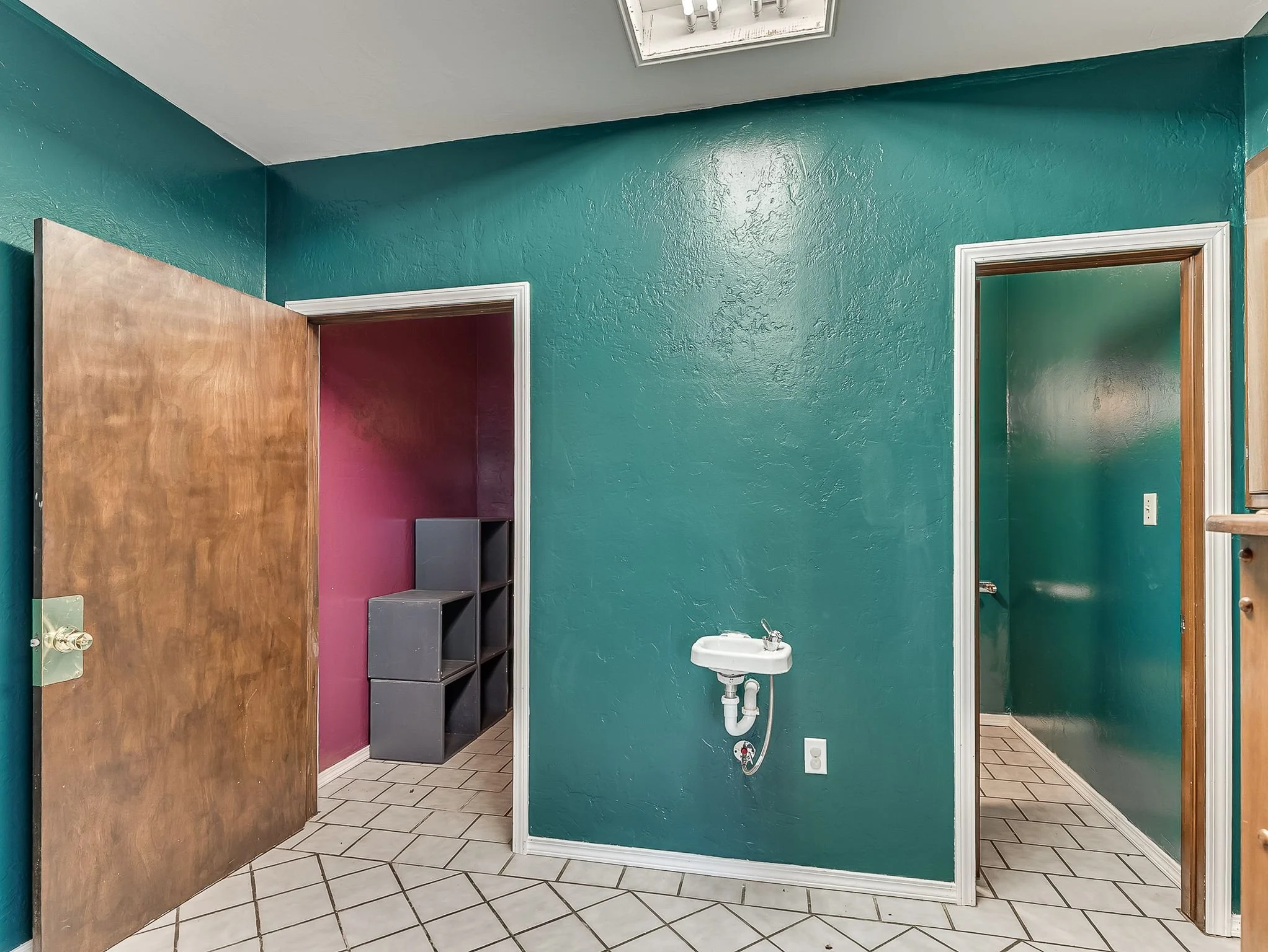 1419 W London Street-29.jpg