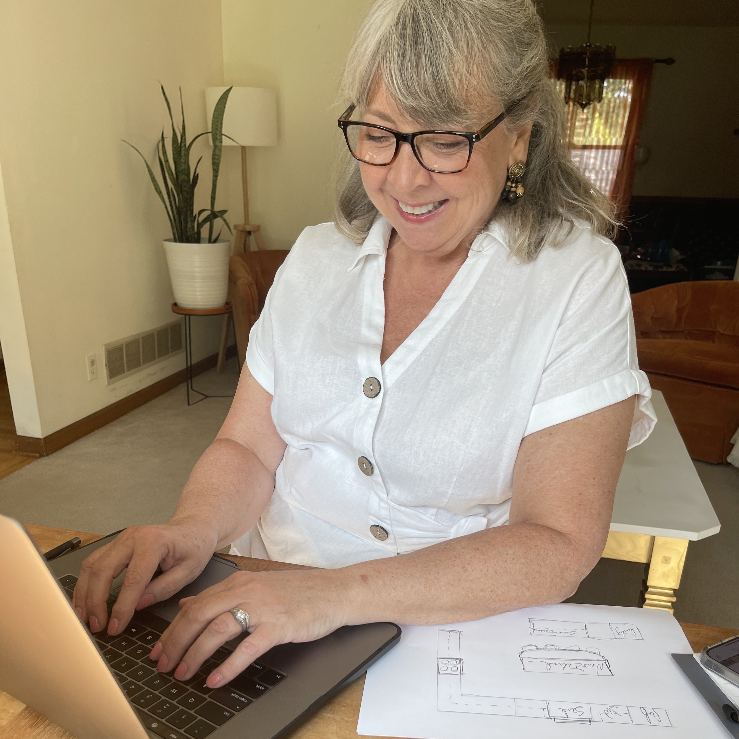 bianconi-design-amy-in-virtual-session.jpg