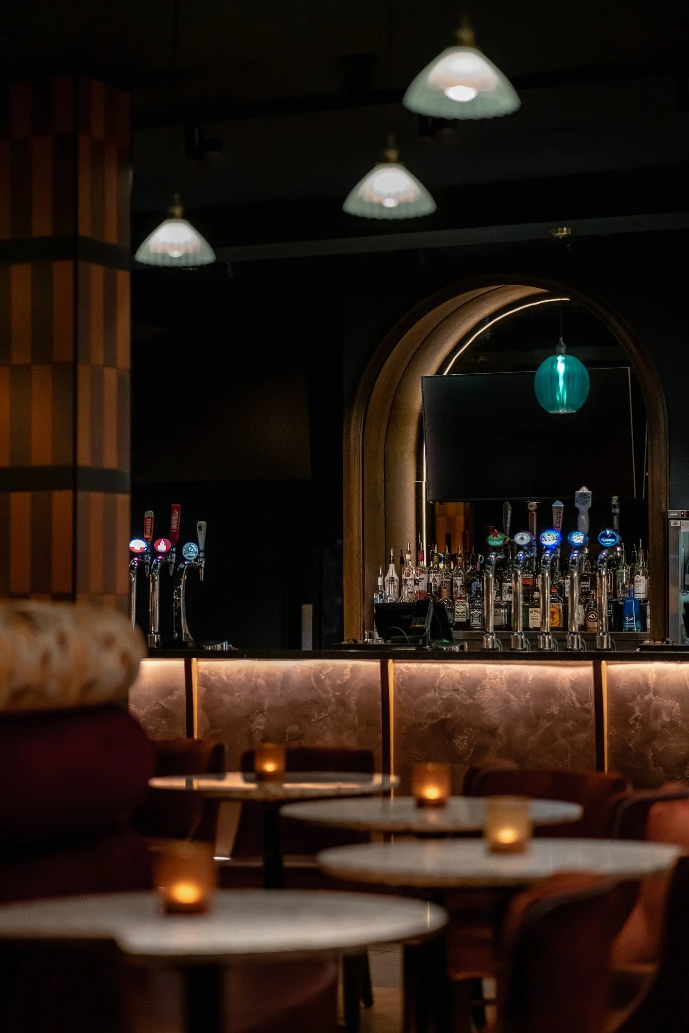 Main Bar Area 36.jpg