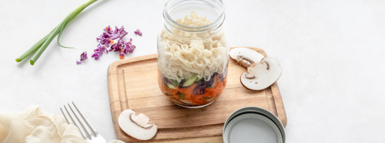 Meal Prep Veggie Ramen Noodle Jars