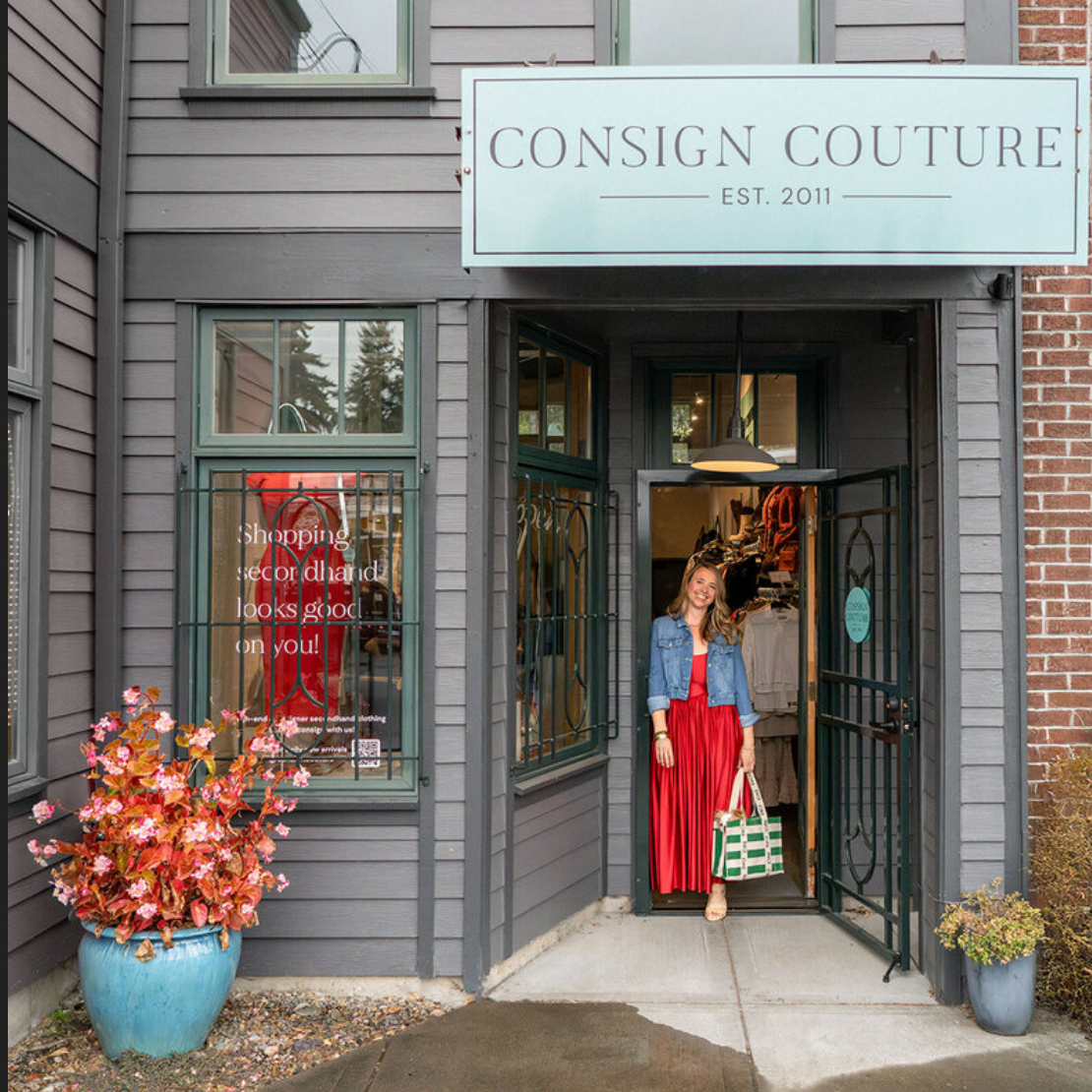 outside of consign couture shop in multnomah village