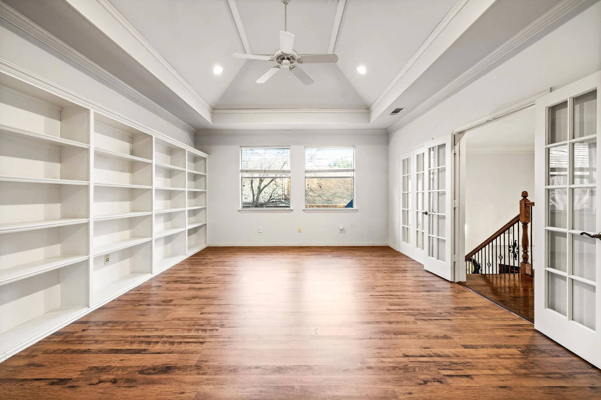 39-web-or-mls-6609 Riverhill-39.jpg