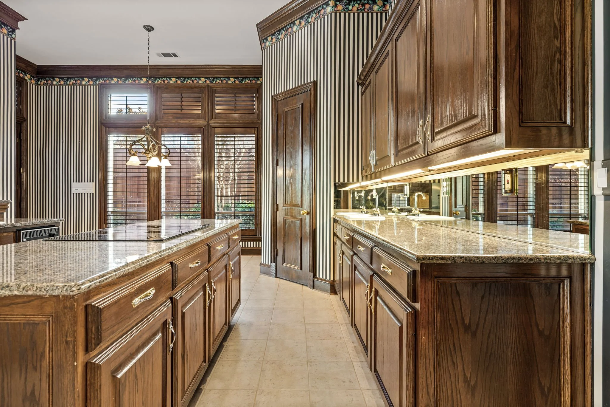 23-web-or-mls-1504 Eastwick-23.jpg