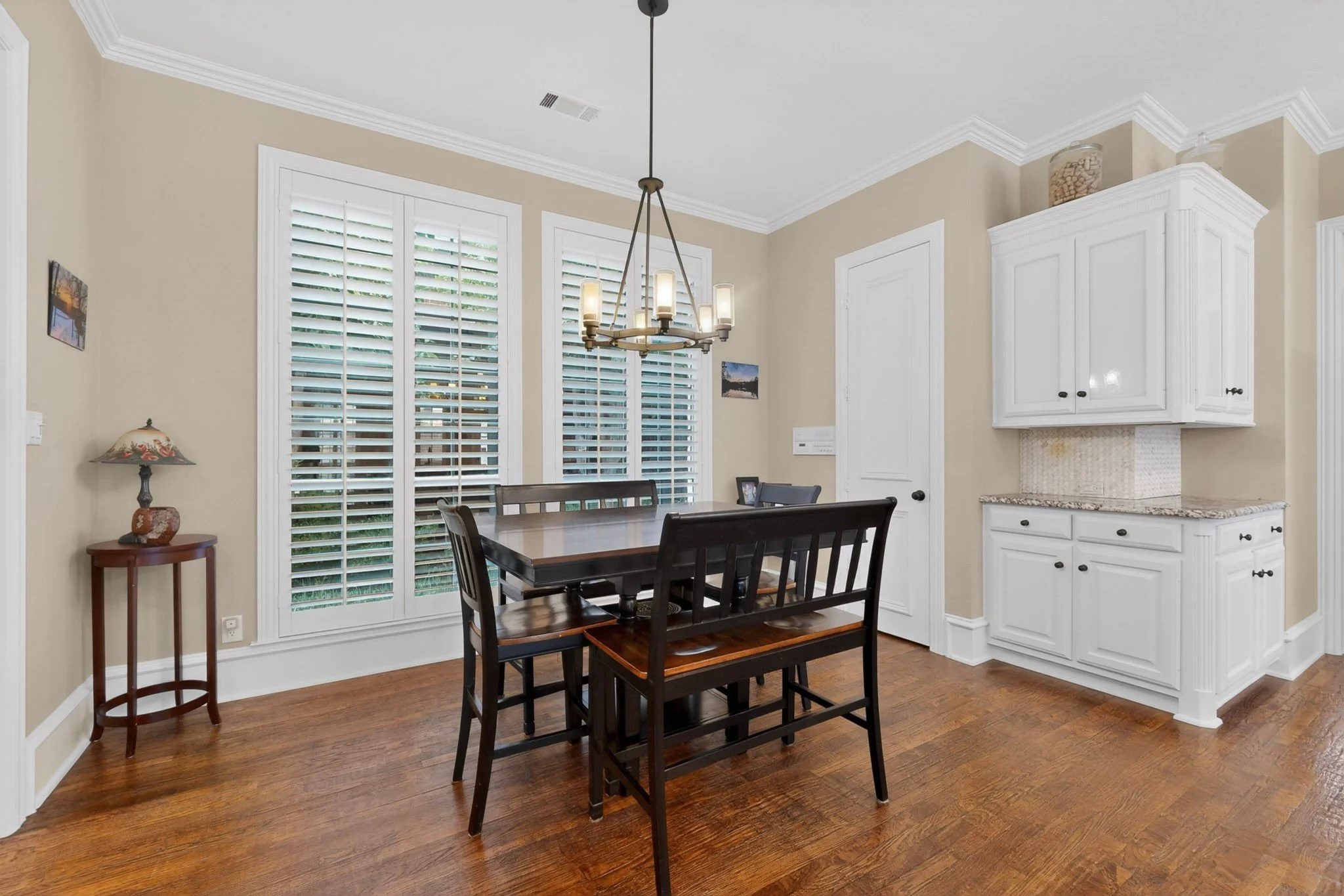 3dcasas-5700-walden-dr-023.jpg