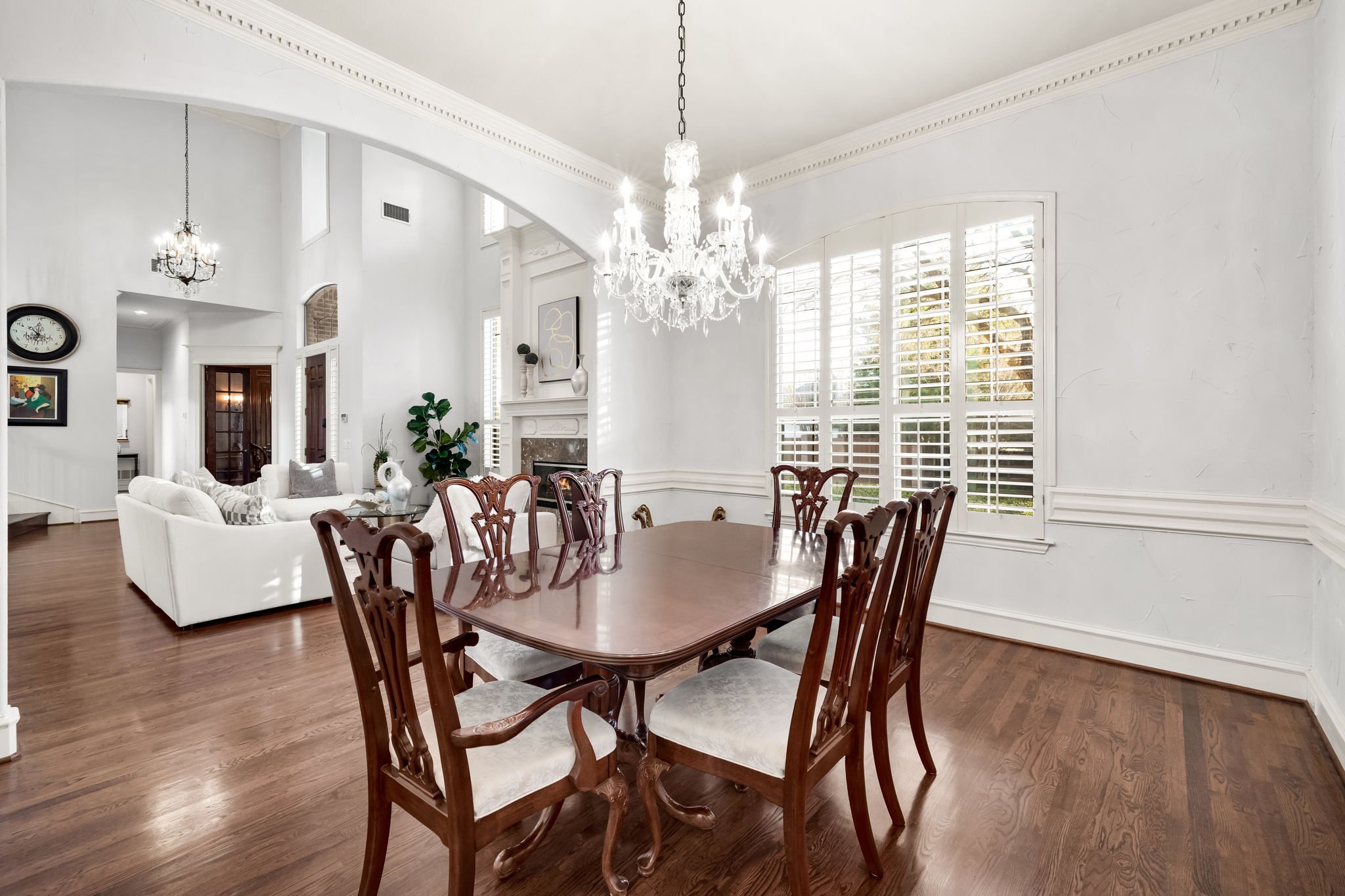 10-web-or-mls-6609 Riverhill-10.jpg