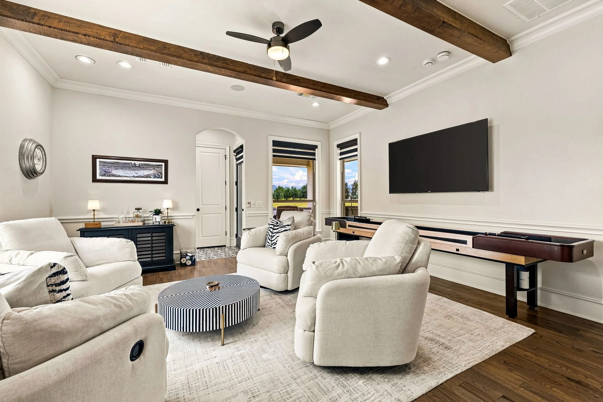 44-web-or-mls-2120 Meadow View-44.jpg