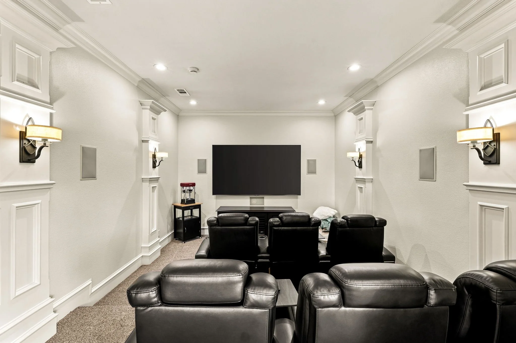 40-web-or-mls-2120 Meadow View-40.jpg