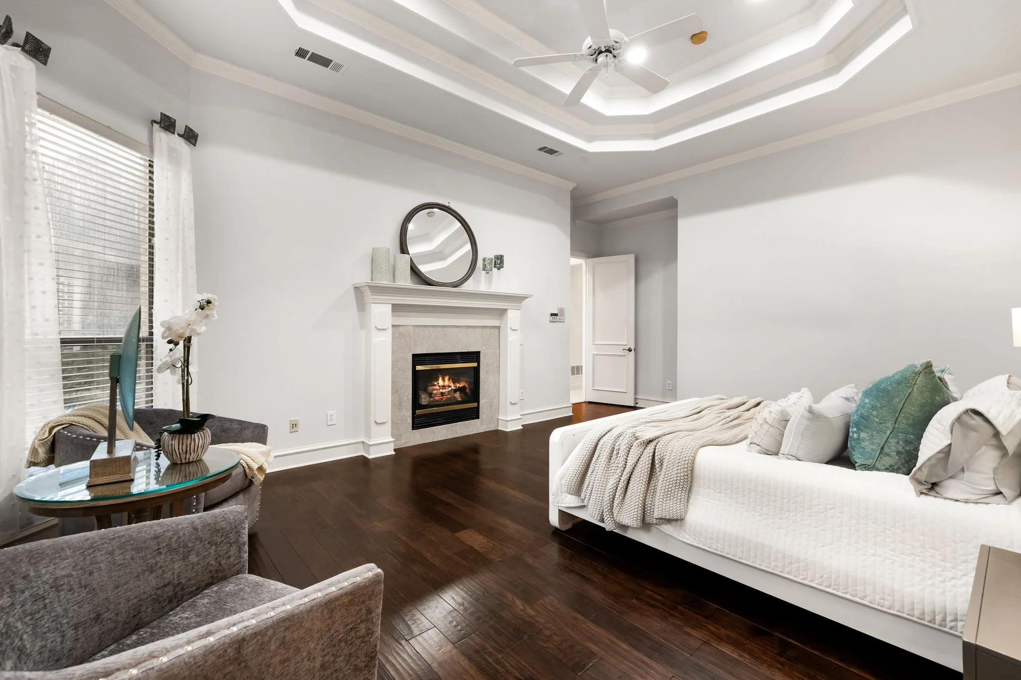 28-web-or-mls-6609 Riverhill-28.jpg