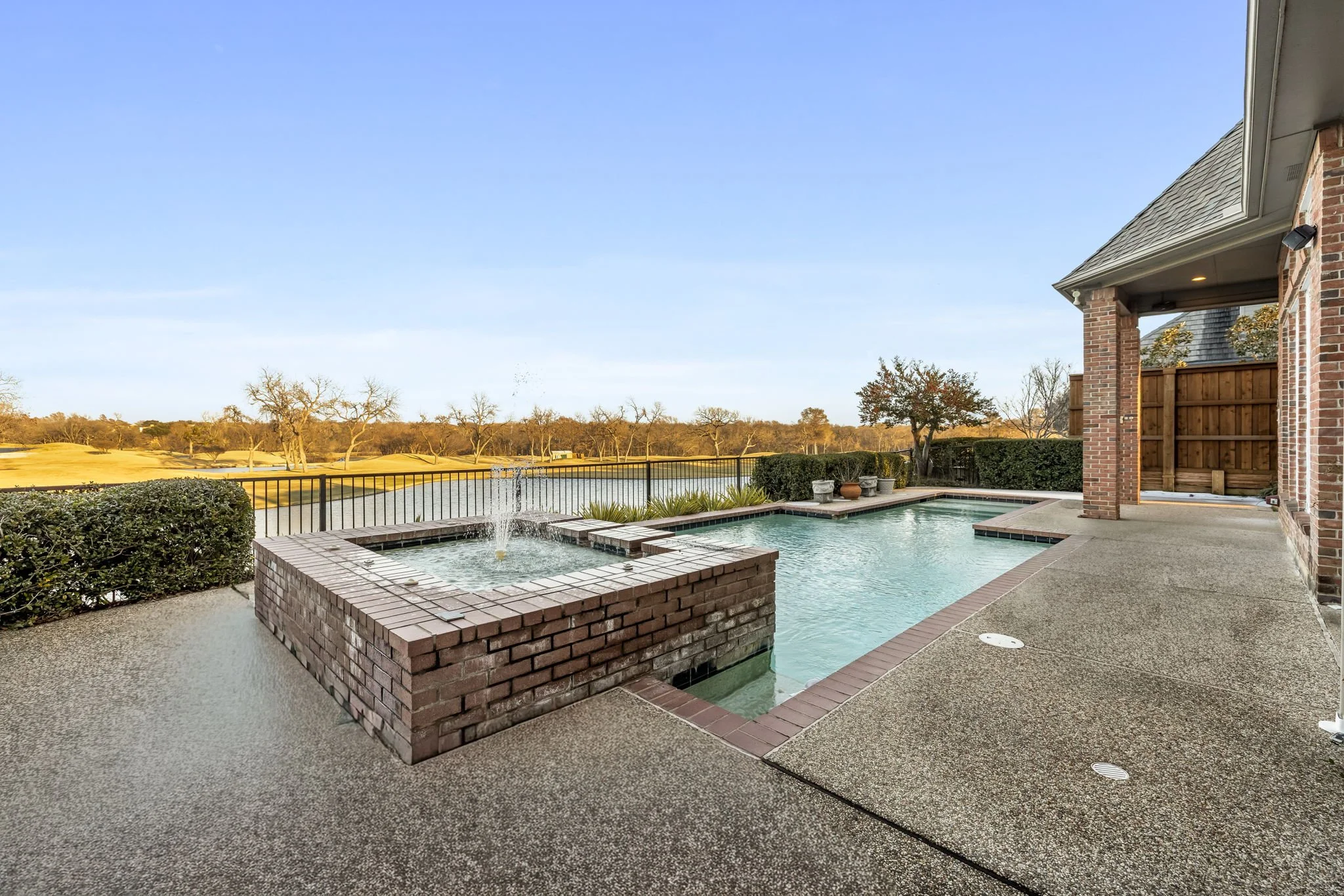 49-web-or-mls-1504 Eastwick-49.jpg