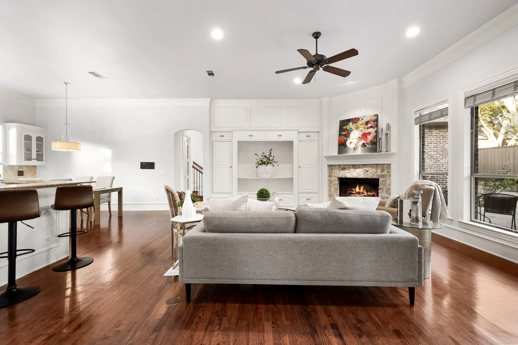 11-web-or-mls-6609 Riverhill-11.jpg