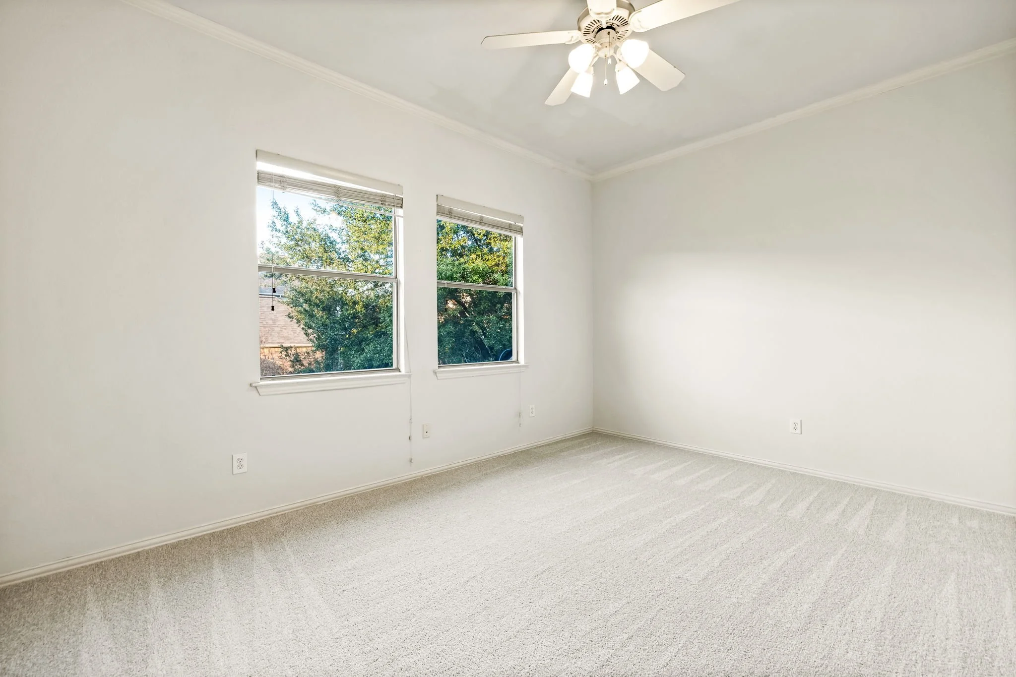 48-web-or-mls-6609 Riverhill-48.jpg