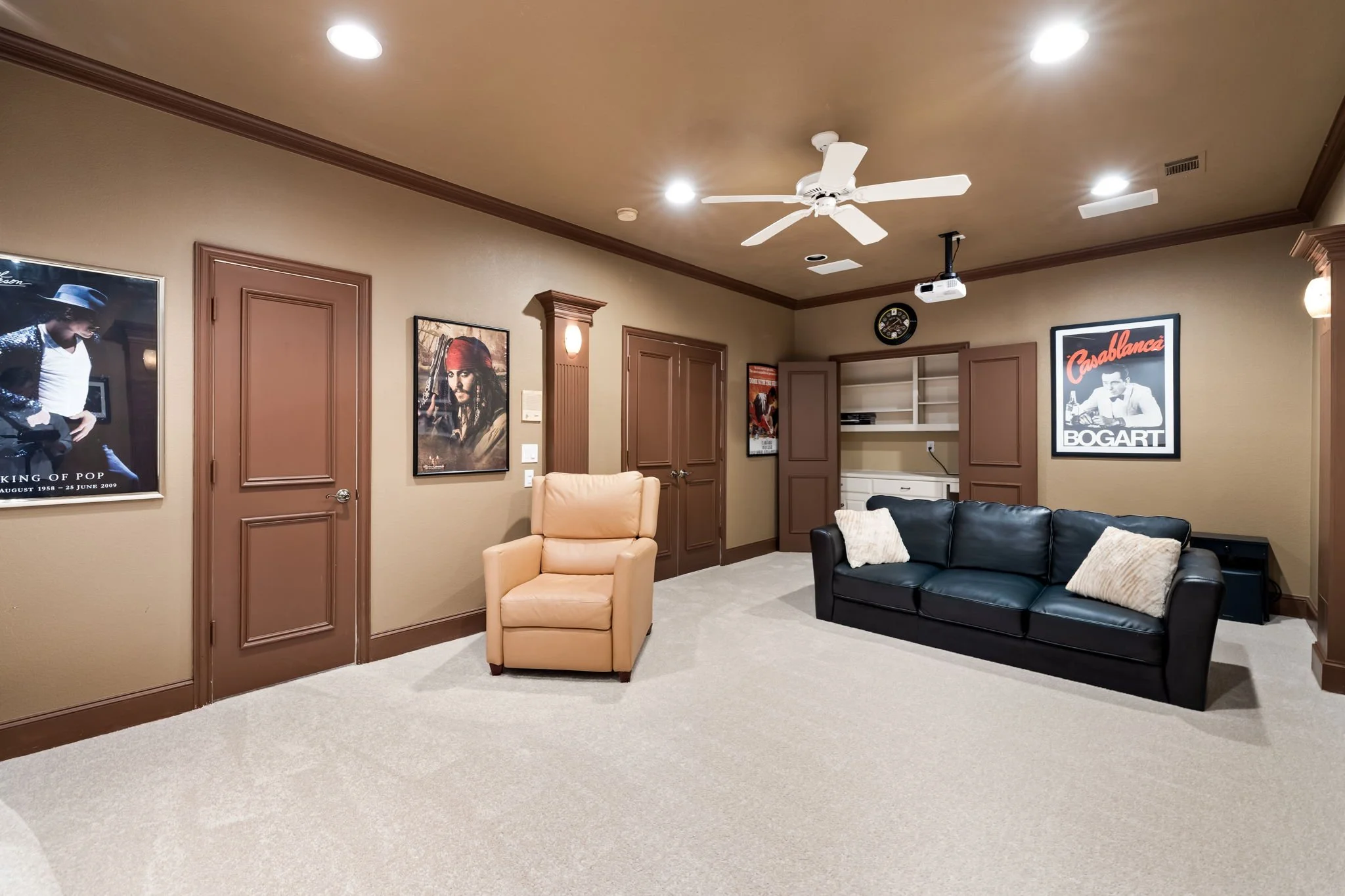 44-web-or-mls-6609 Riverhill-44.jpg