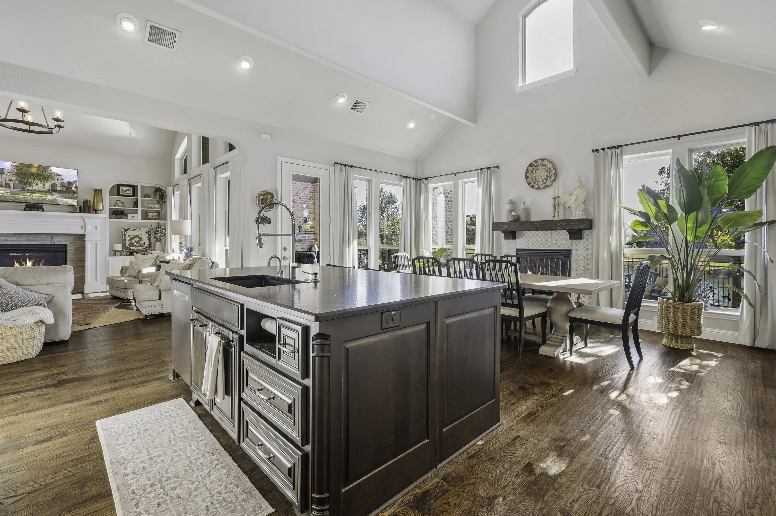 1400CypressCreekWay-12.jpg